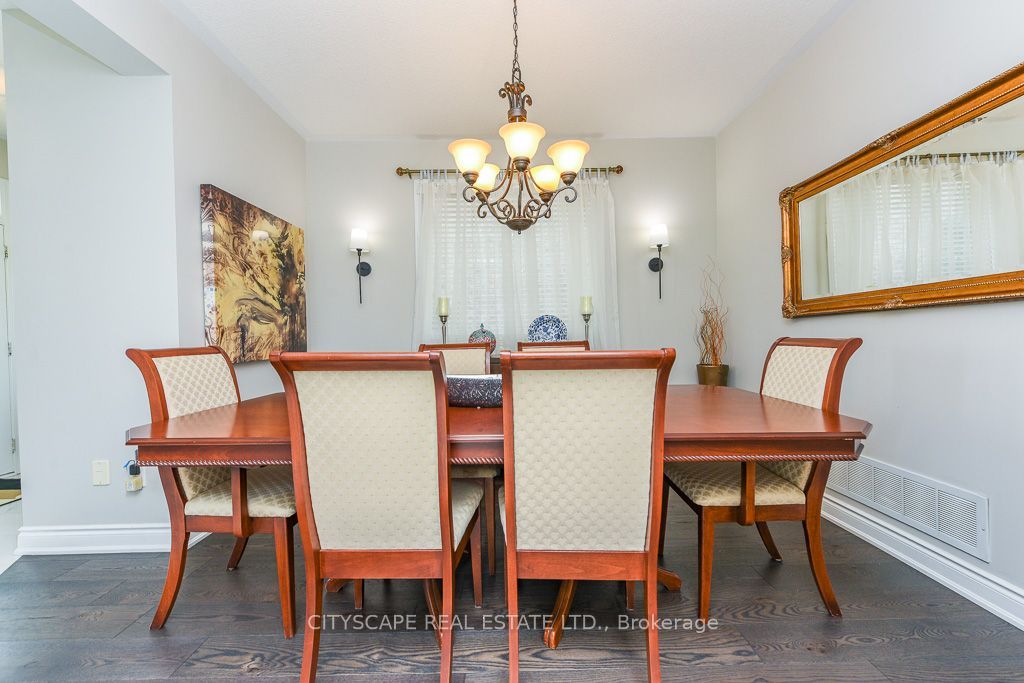 879 Bennett Boulevard Property Photo 11