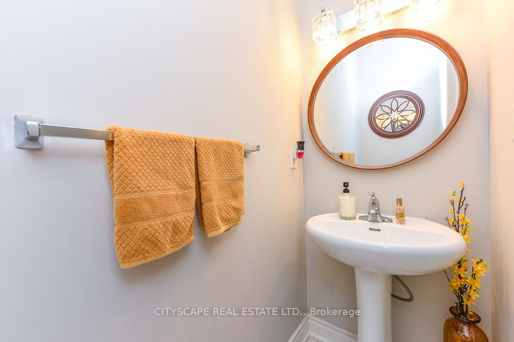 879 Bennett Boulevard Property Photo 13