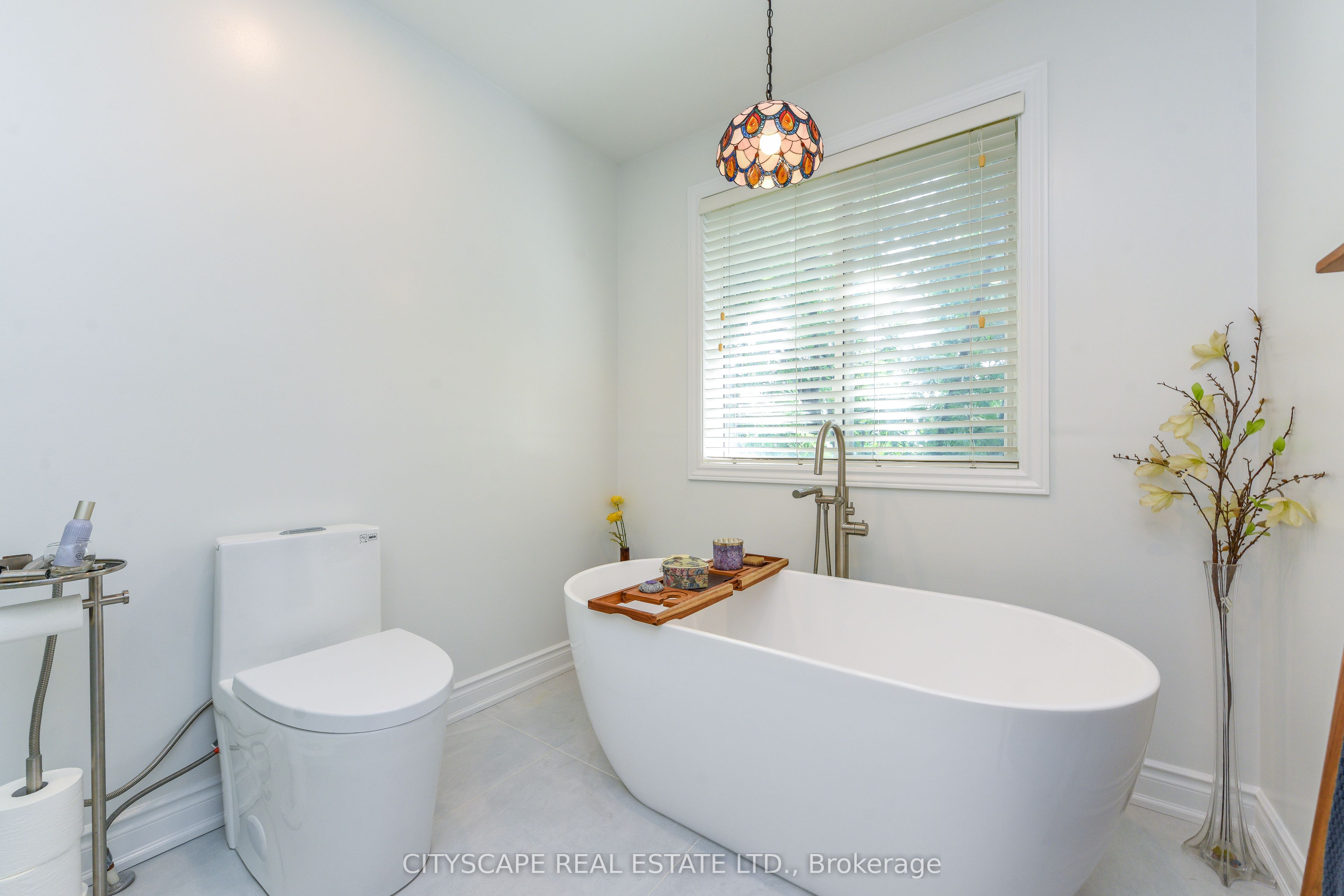 879 Bennett Boulevard Property Photo 26