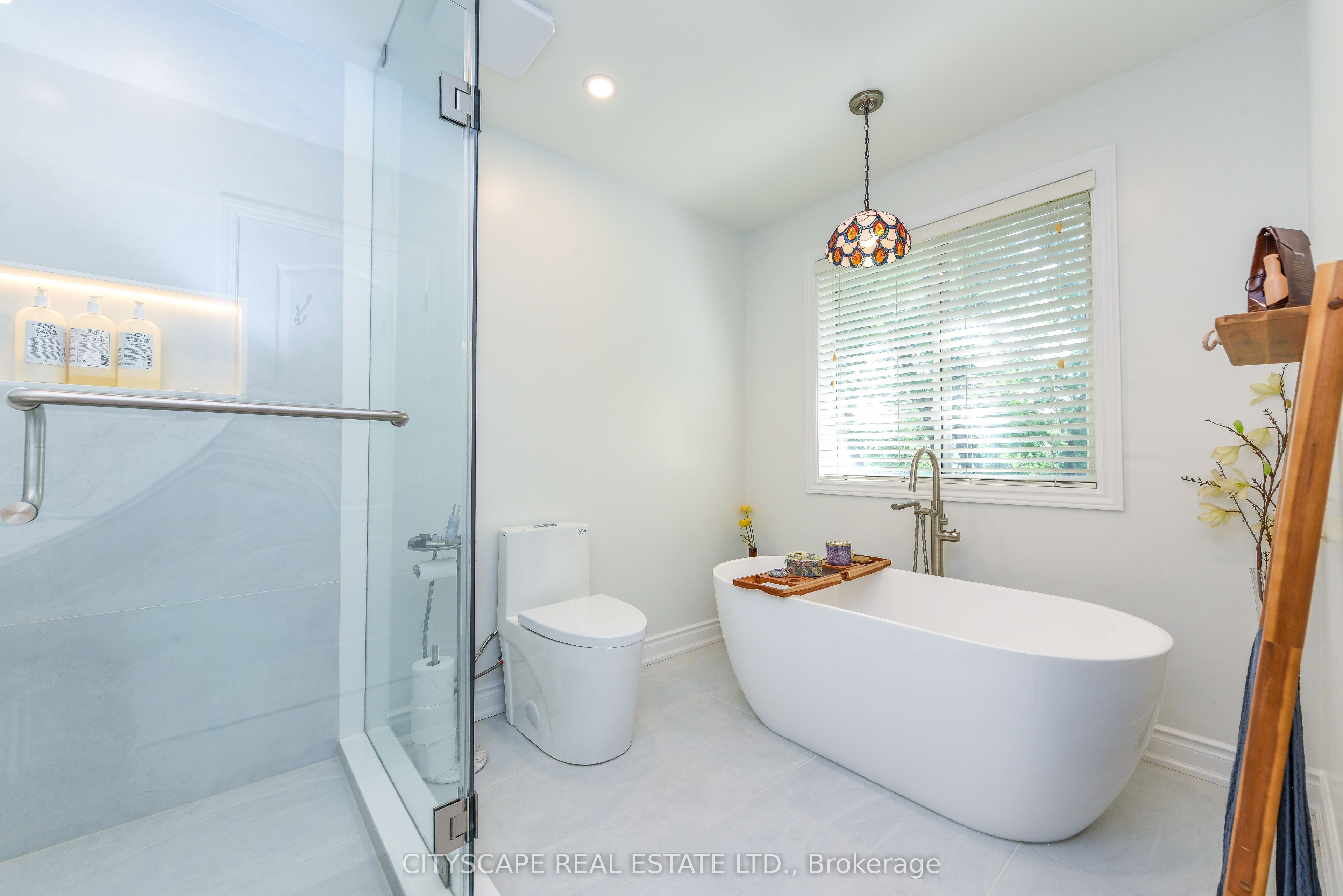 879 Bennett Boulevard Property Photo 27