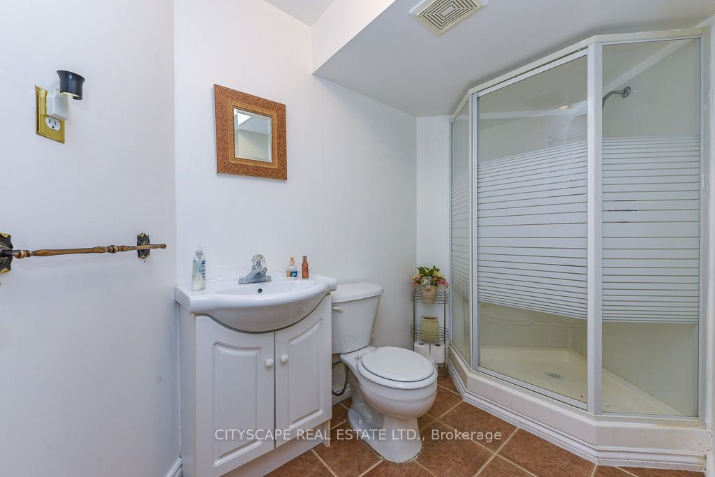 879 Bennett Boulevard Property Photo 37