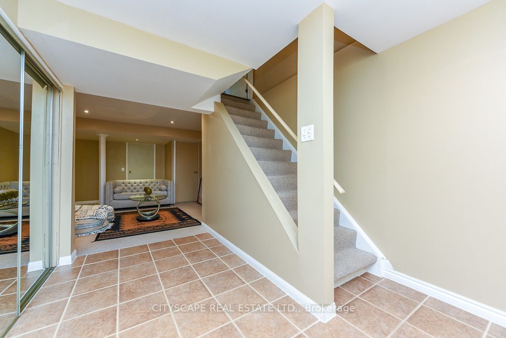 879 Bennett Boulevard Property Photo 38