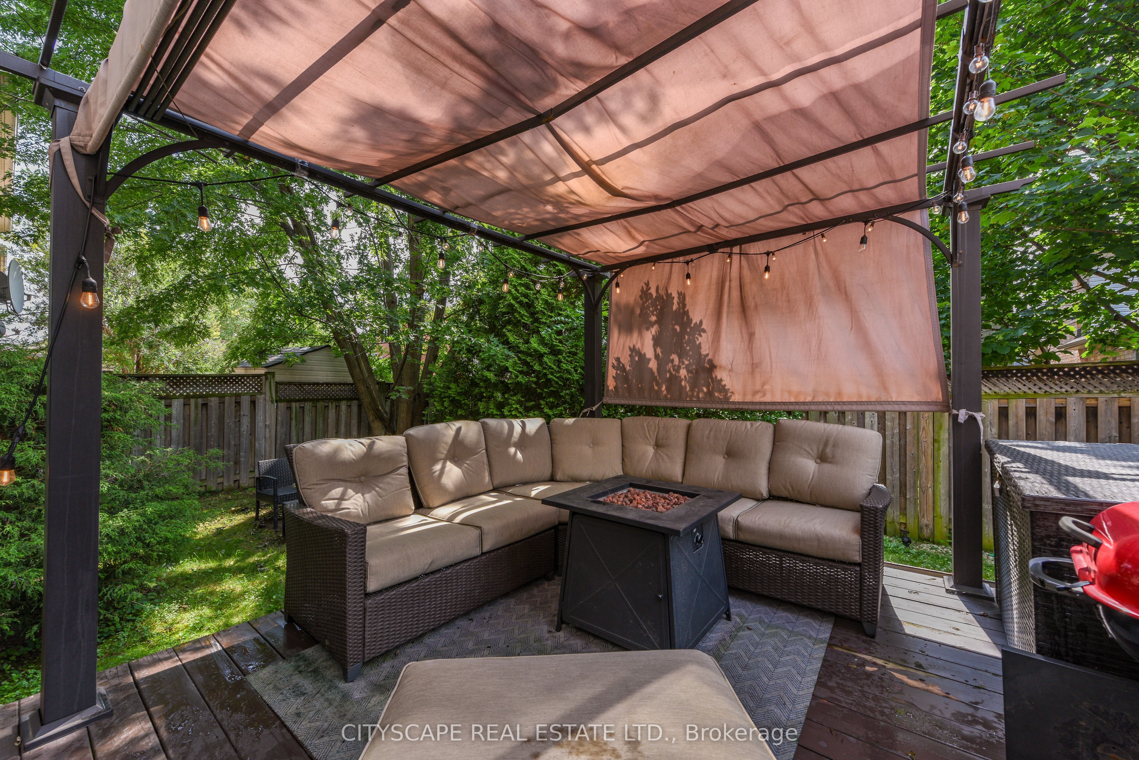 879 Bennett Boulevard Property Photo 41
