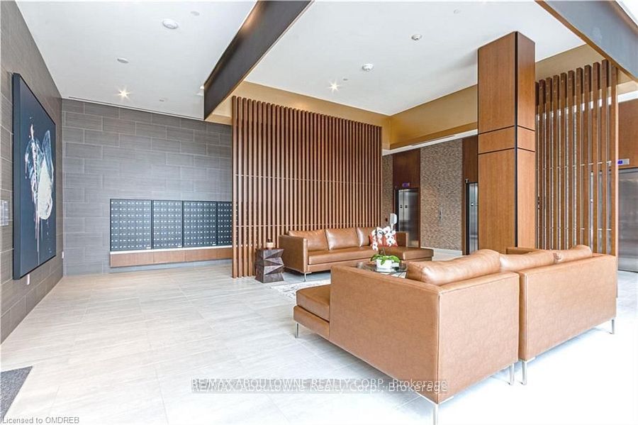 133 Bronte Road B0416 Property Photo 23