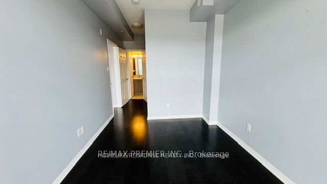 54 Sky Harbour Drive 313 Property Photo 13