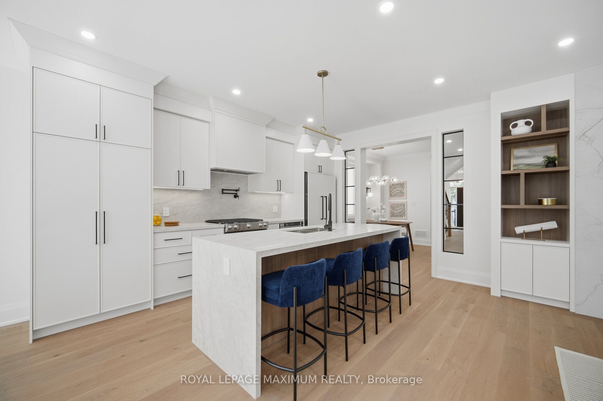 11 Park Boulevard Property Photo 10