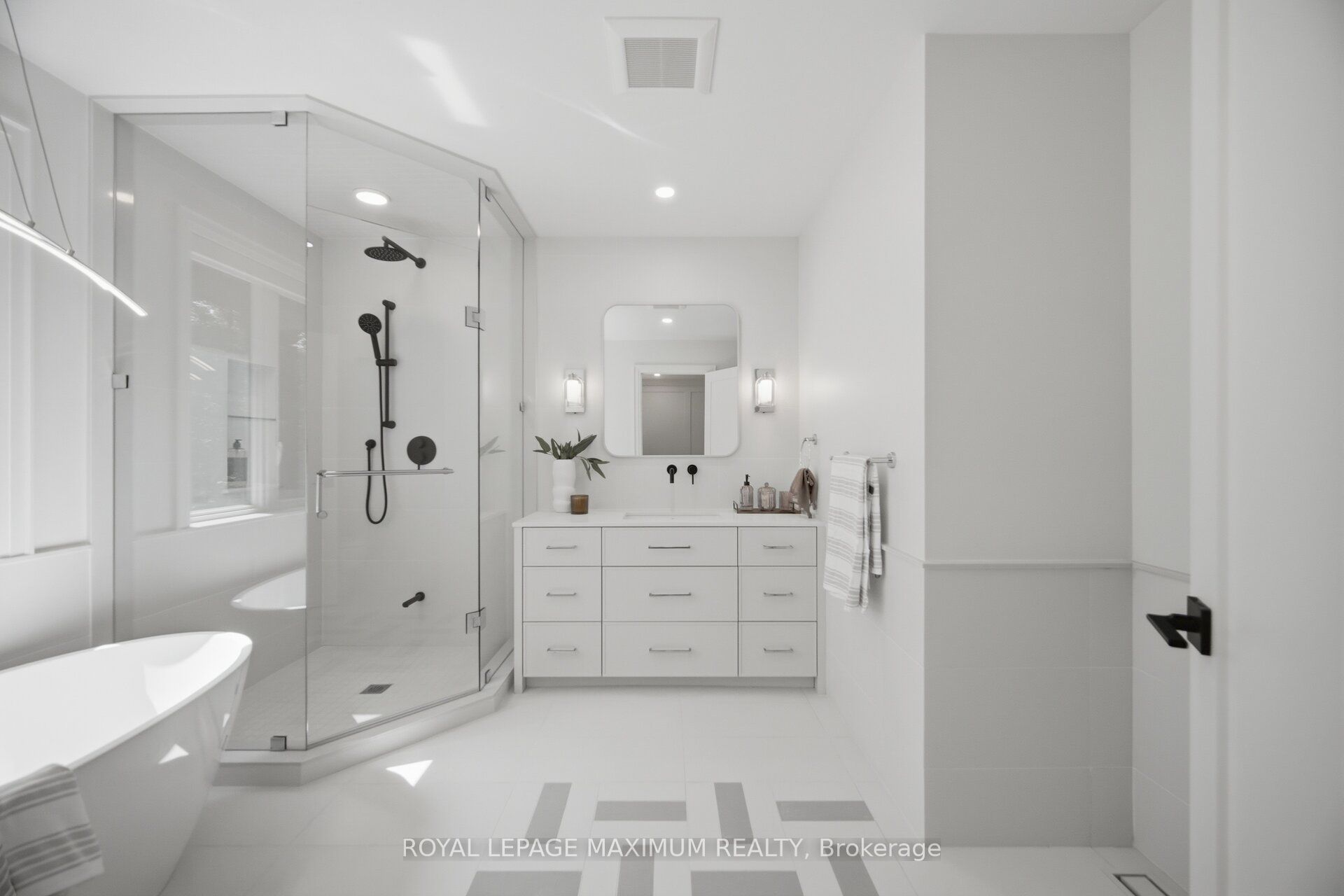 11 Park Boulevard Property Photo 26