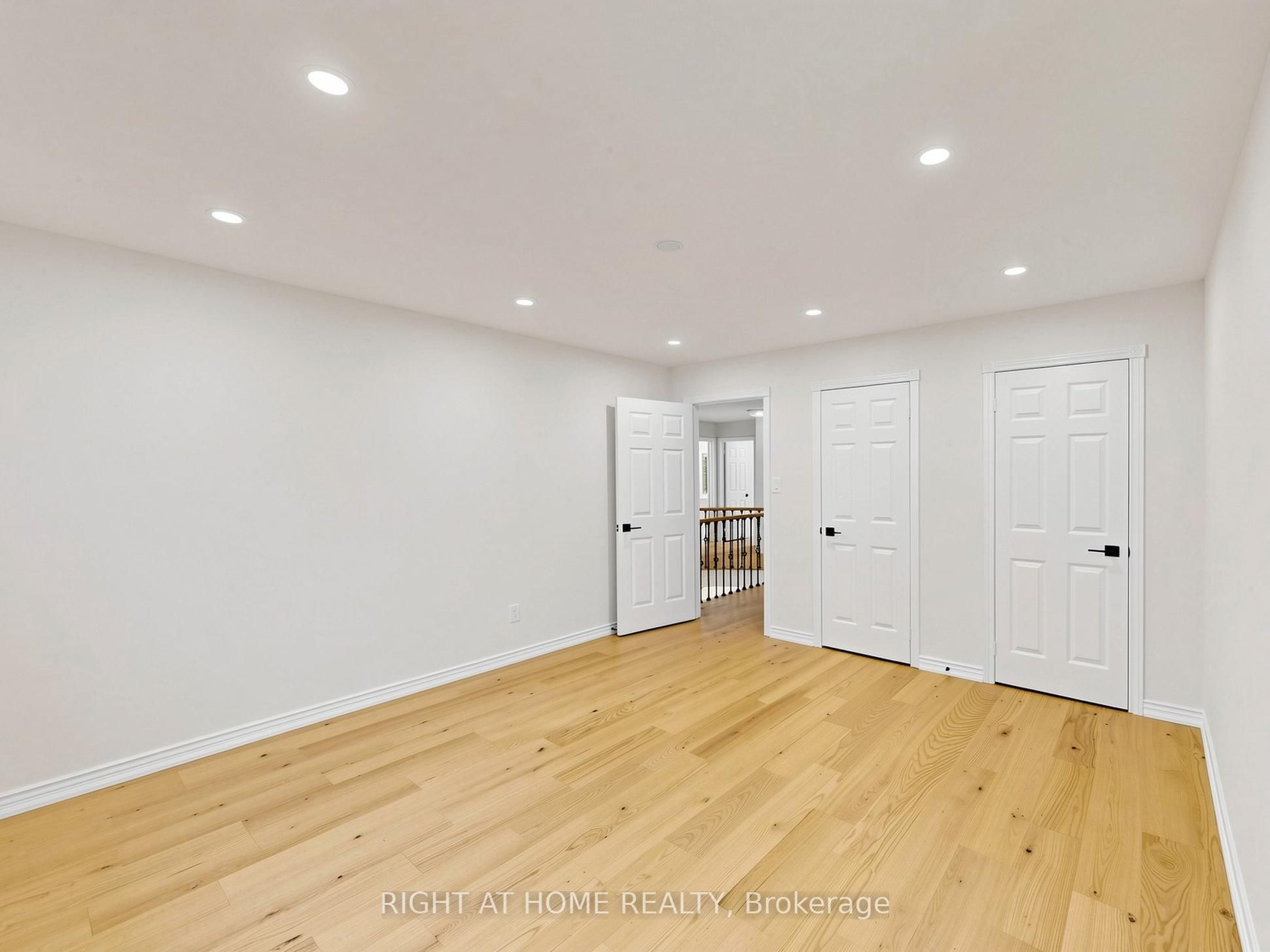 2920 Kingsway Drive Property Photo 42