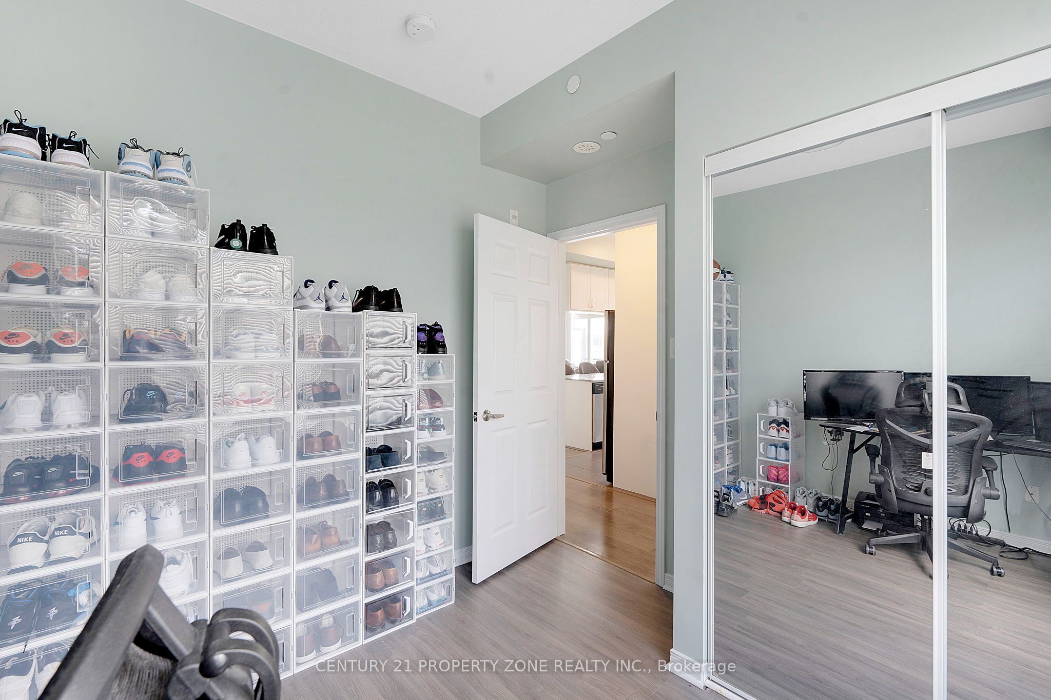 54 Sky Harbour Drive 412 Property Photo 19