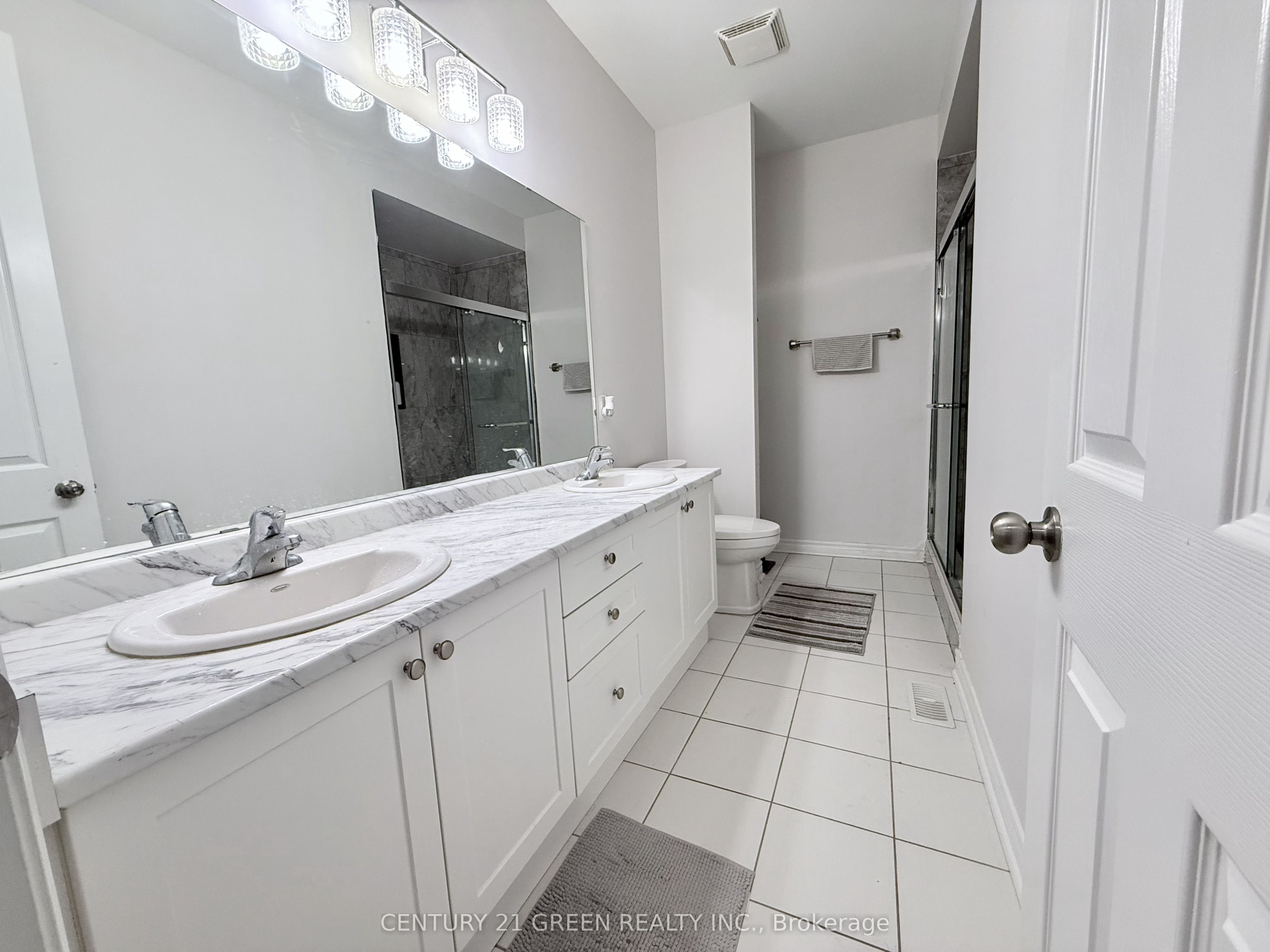 43 Black Diamond Crescent Upper Property Photo 30