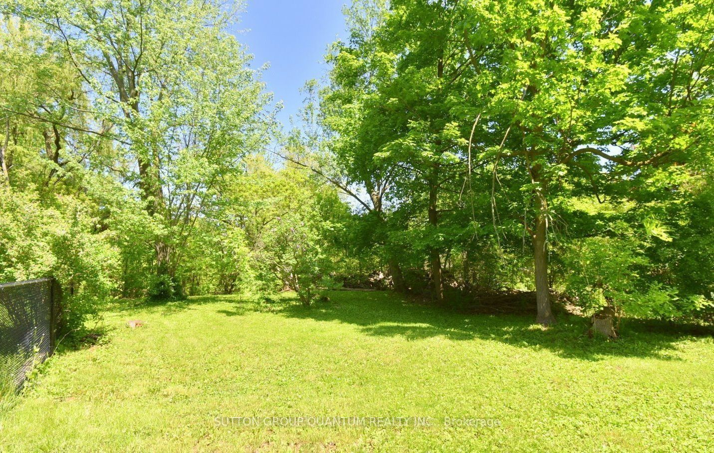 499 Valley Drive N Property Photo 25