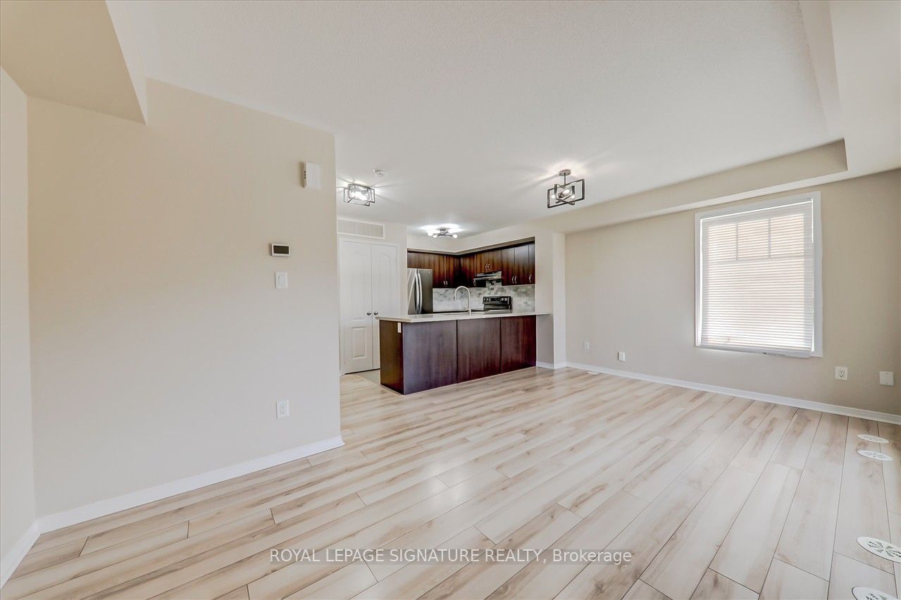 5625 Oscar Peterson Boulevard 1 Property Photo 6