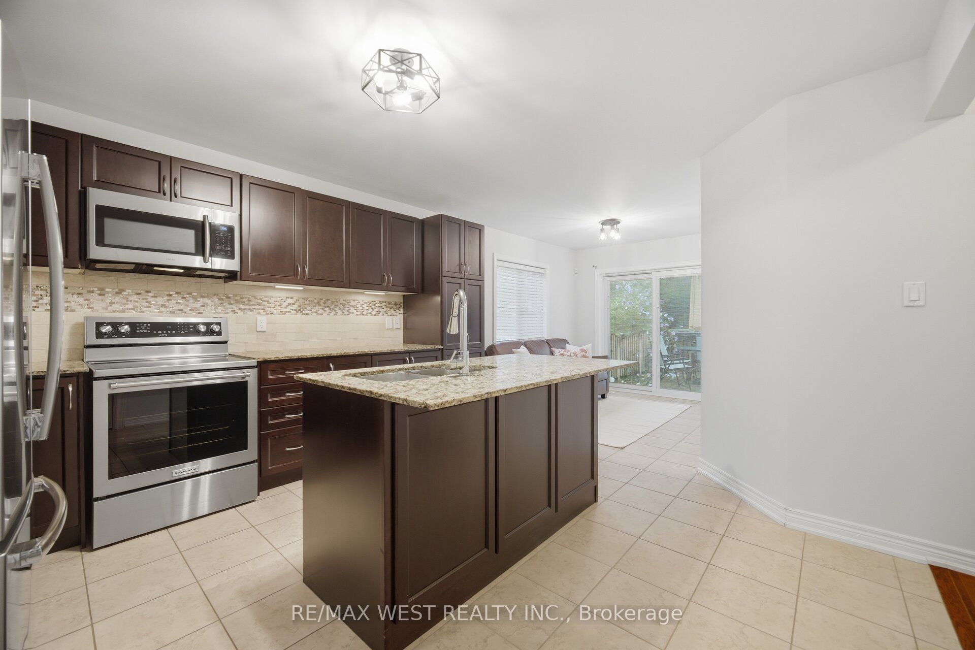 12 Muzzo Drive Property Photo 12