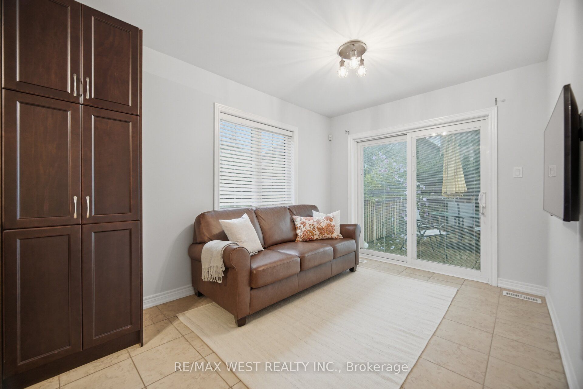12 Muzzo Drive Property Photo 16