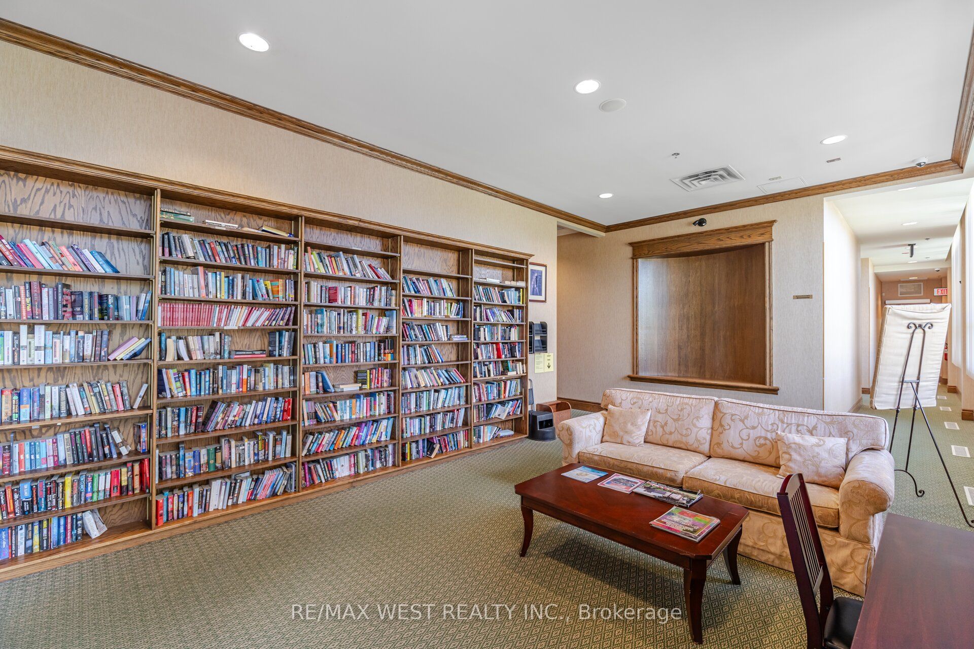 12 Muzzo Drive Property Photo 43