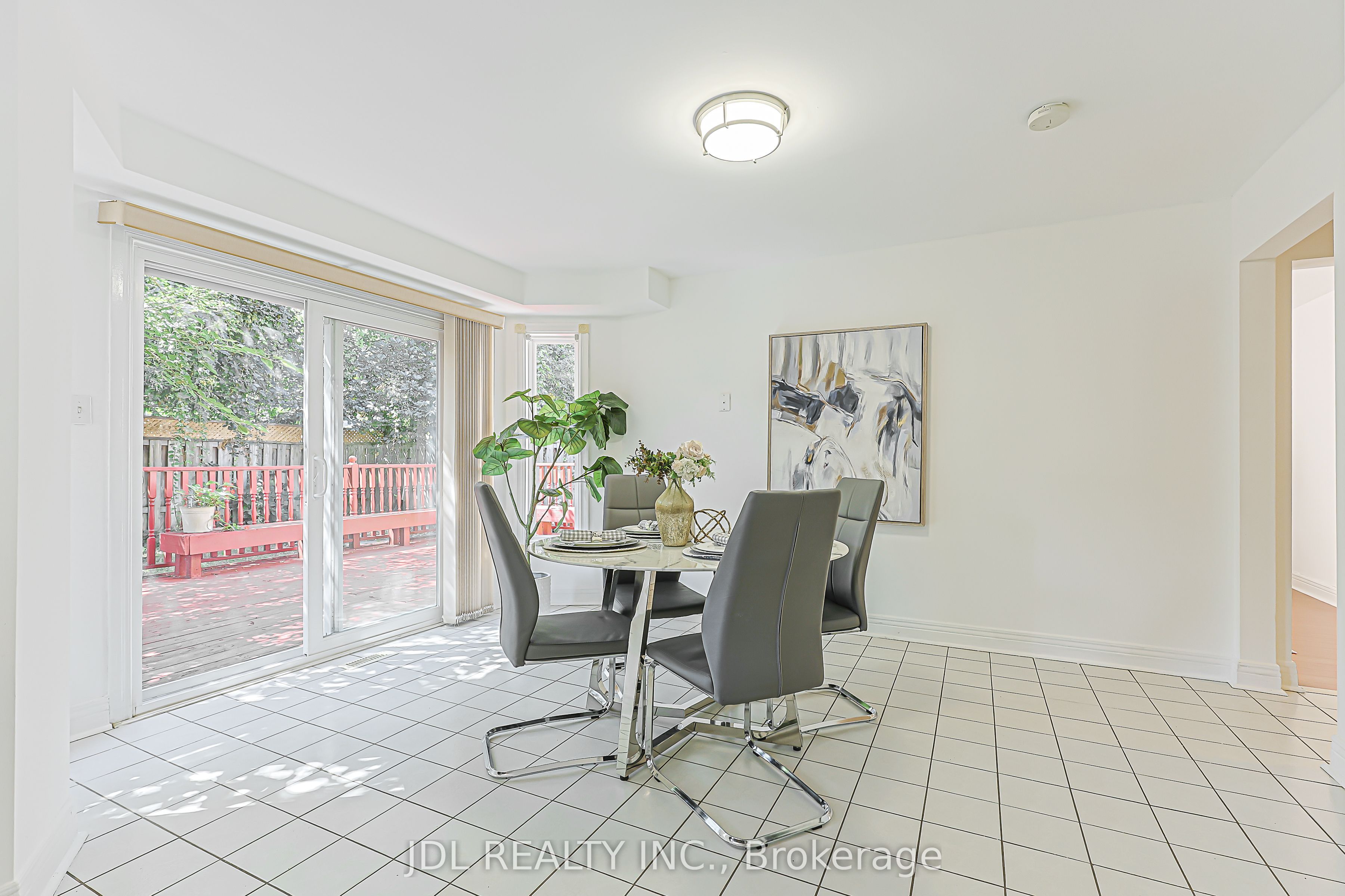 676 Ceremonial Drive Property Photo 14