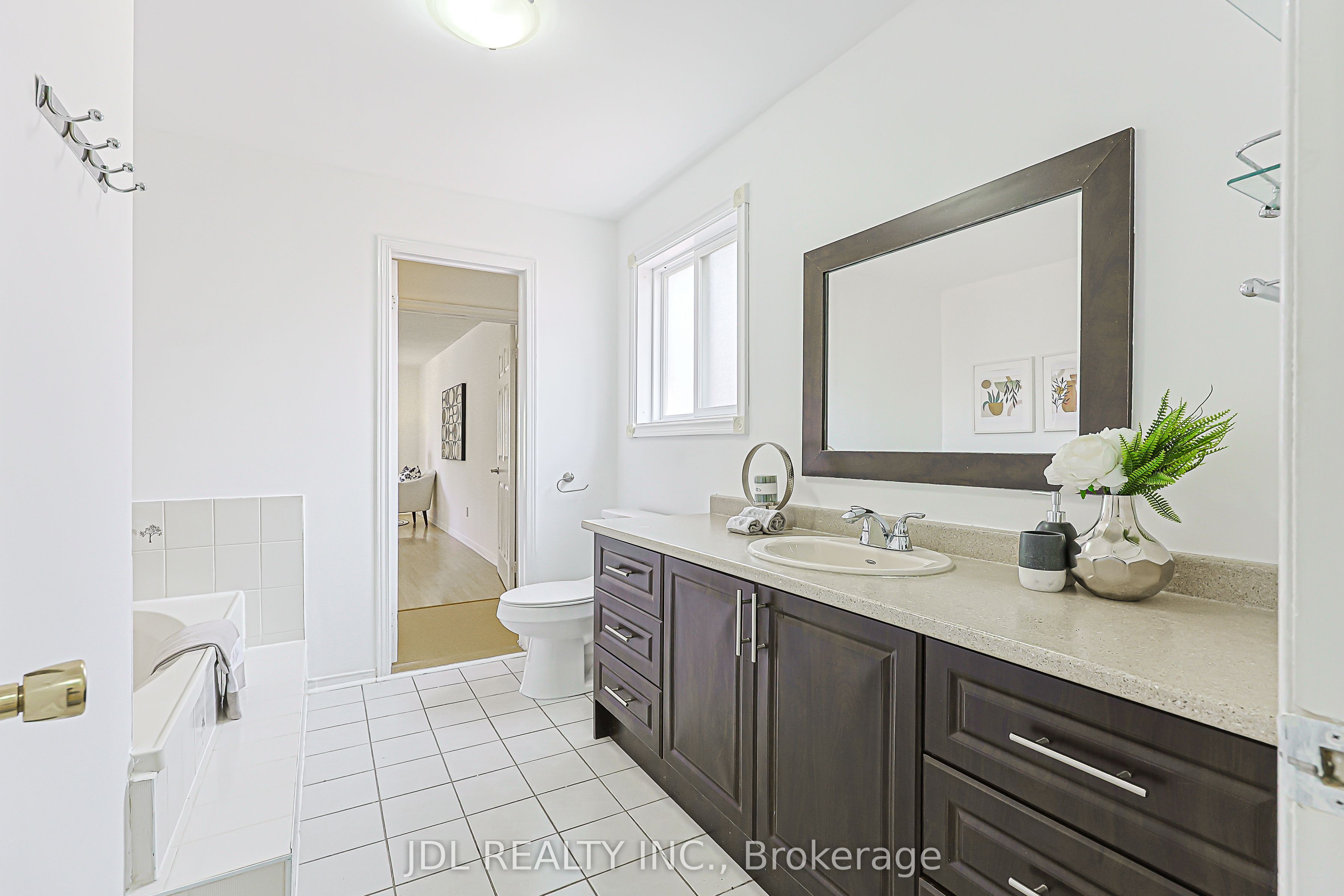 676 Ceremonial Drive Property Photo 29