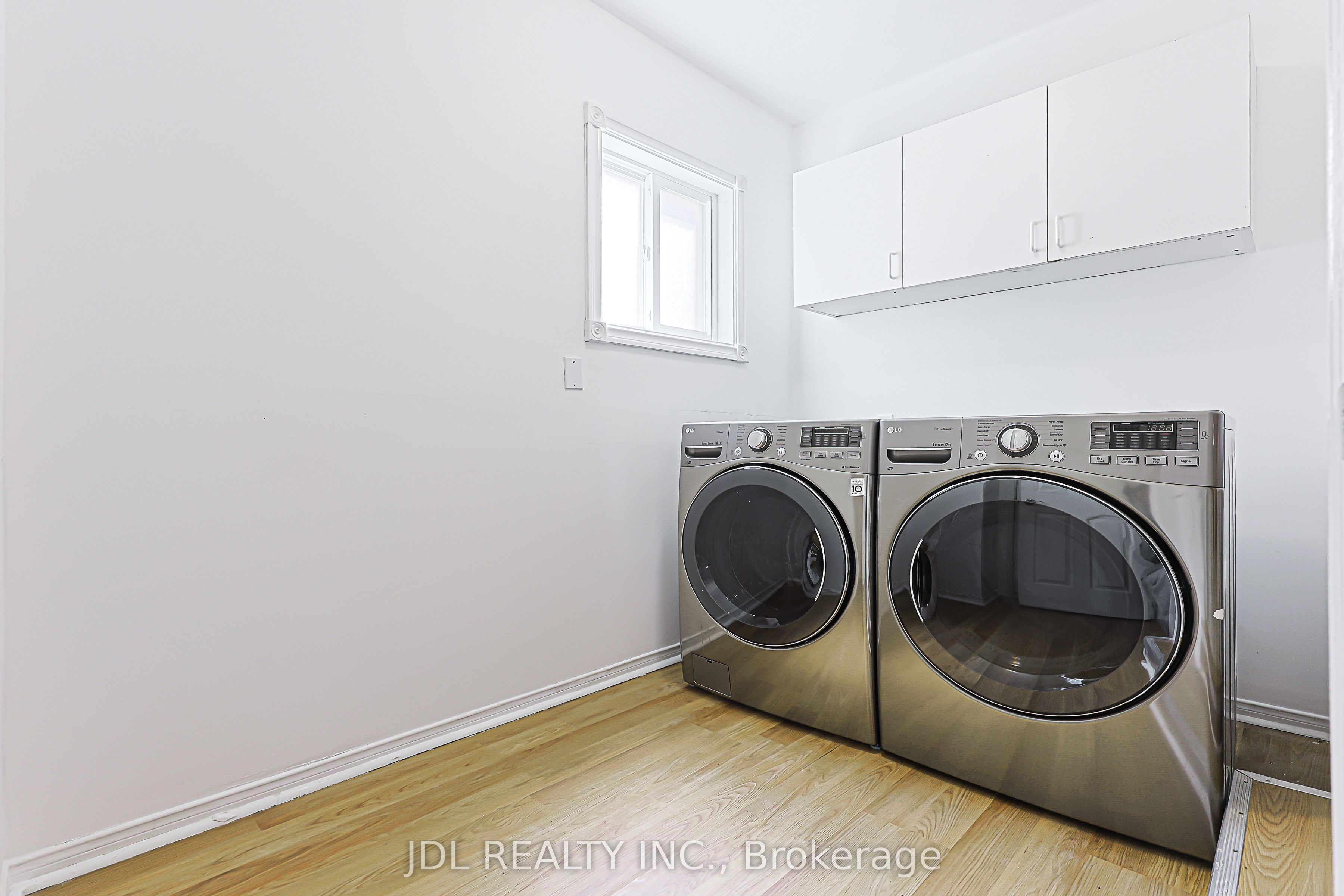 676 Ceremonial Drive Property Photo 35