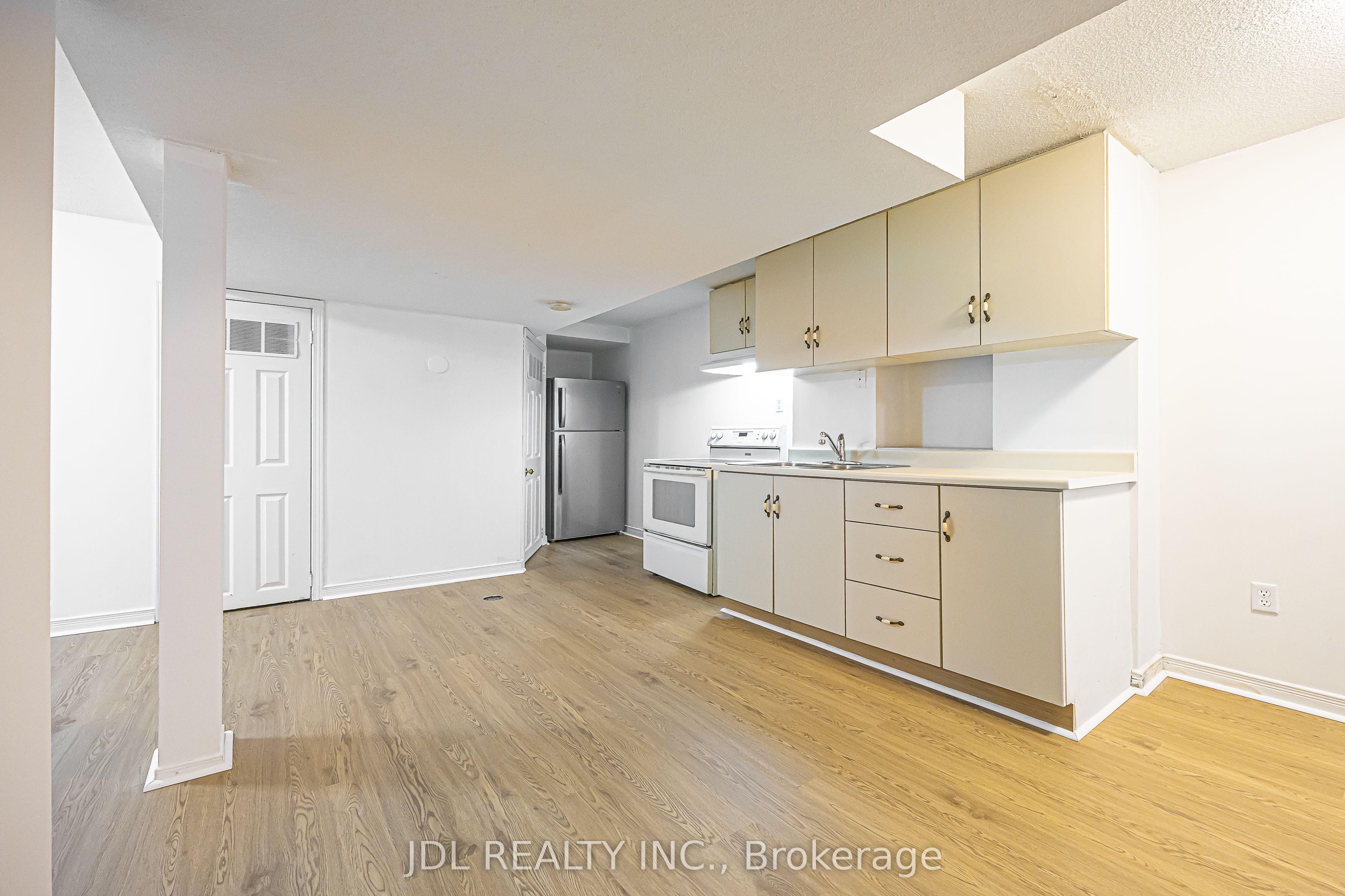 676 Ceremonial Drive Property Photo 39