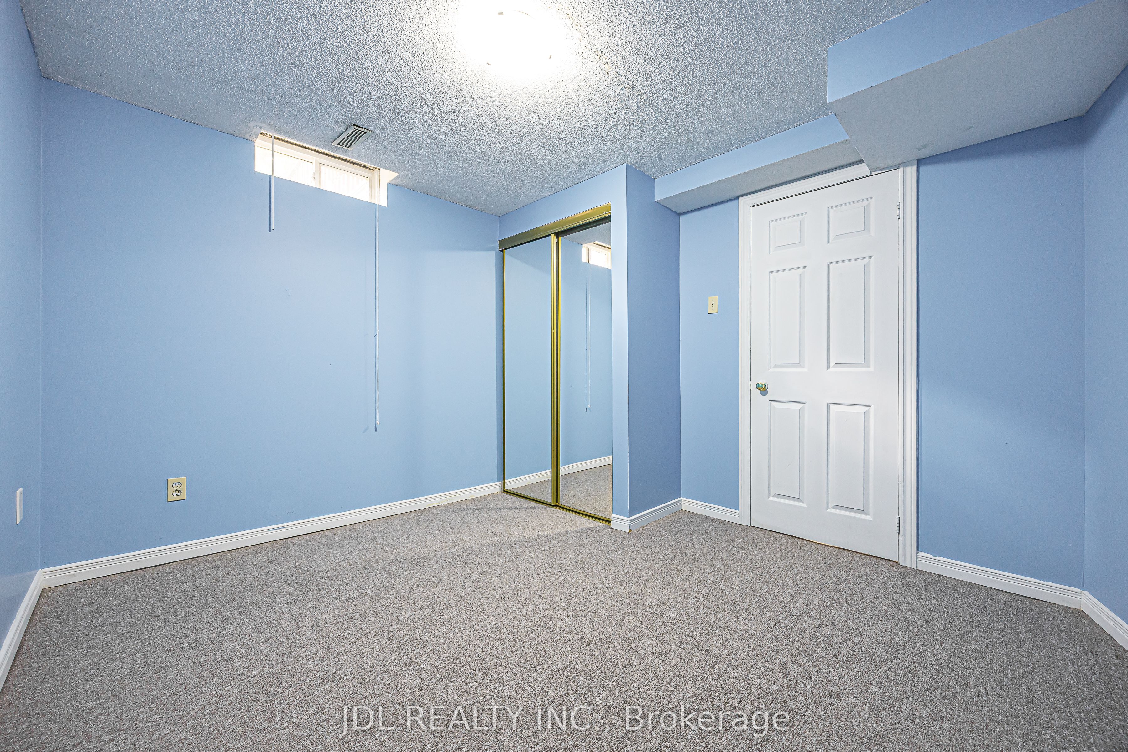 676 Ceremonial Drive Property Photo 41