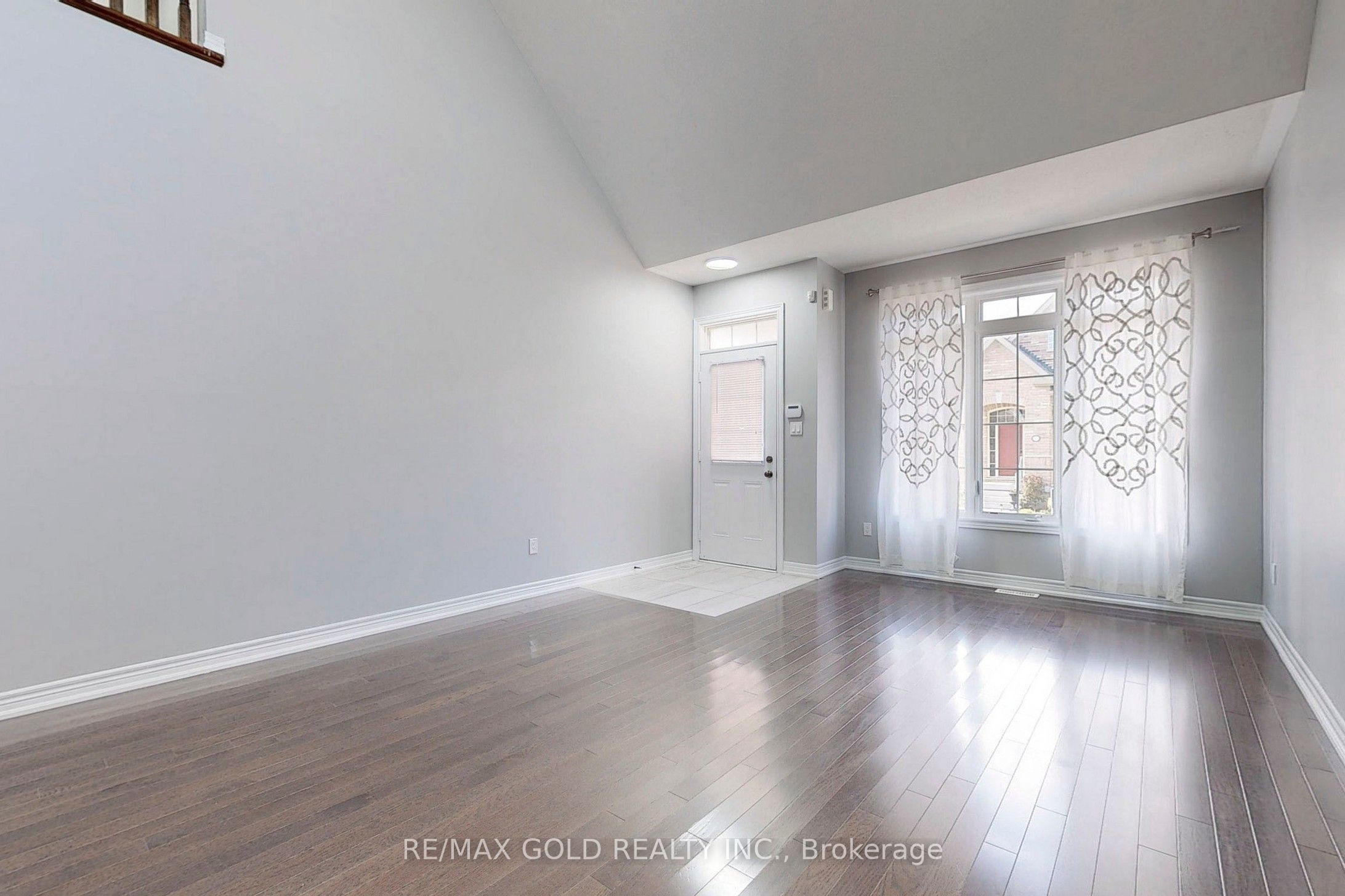 9 Lobelia Street Property Photo 6