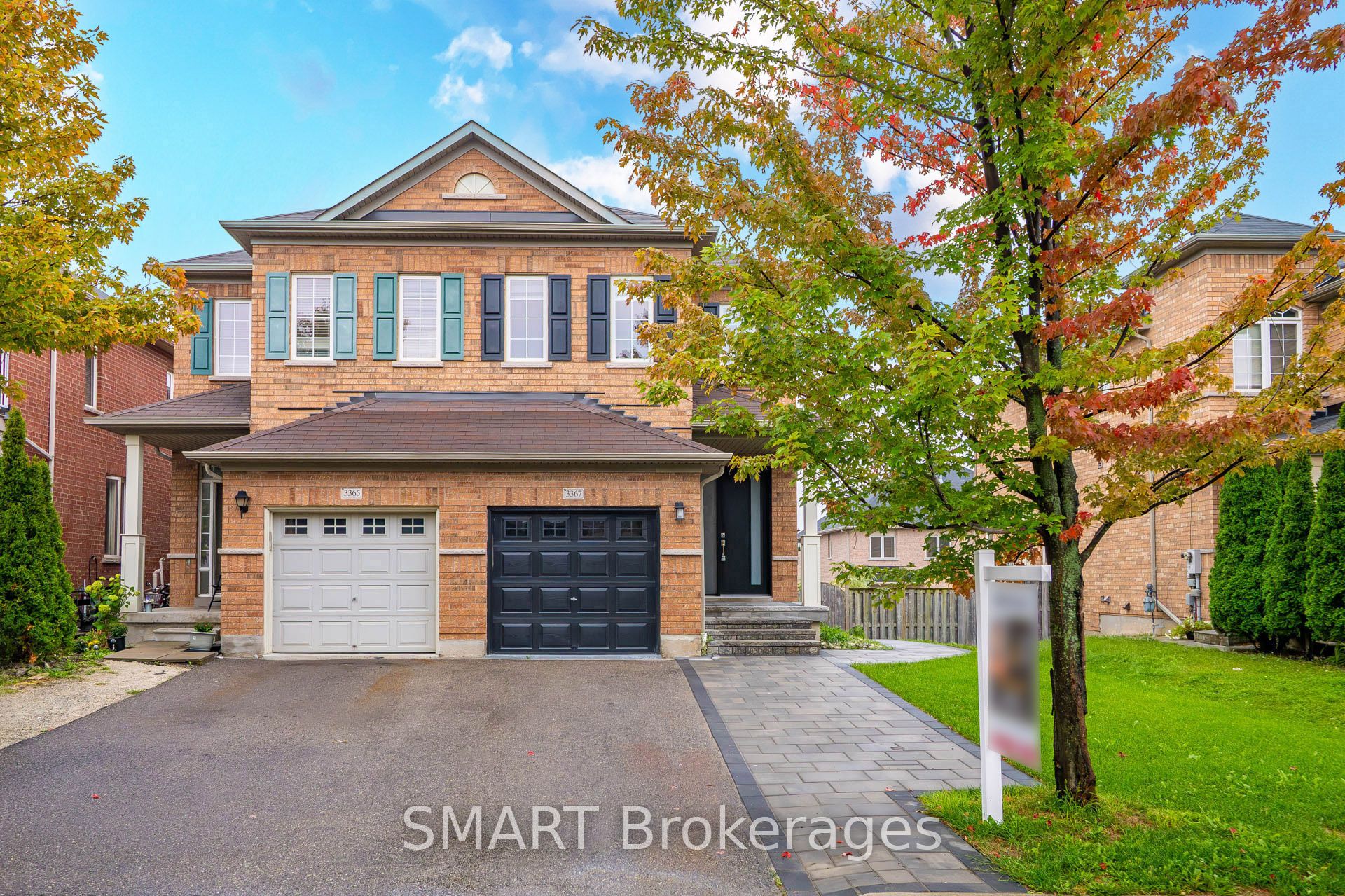 3367 Stoney Crescent Property Photo 1