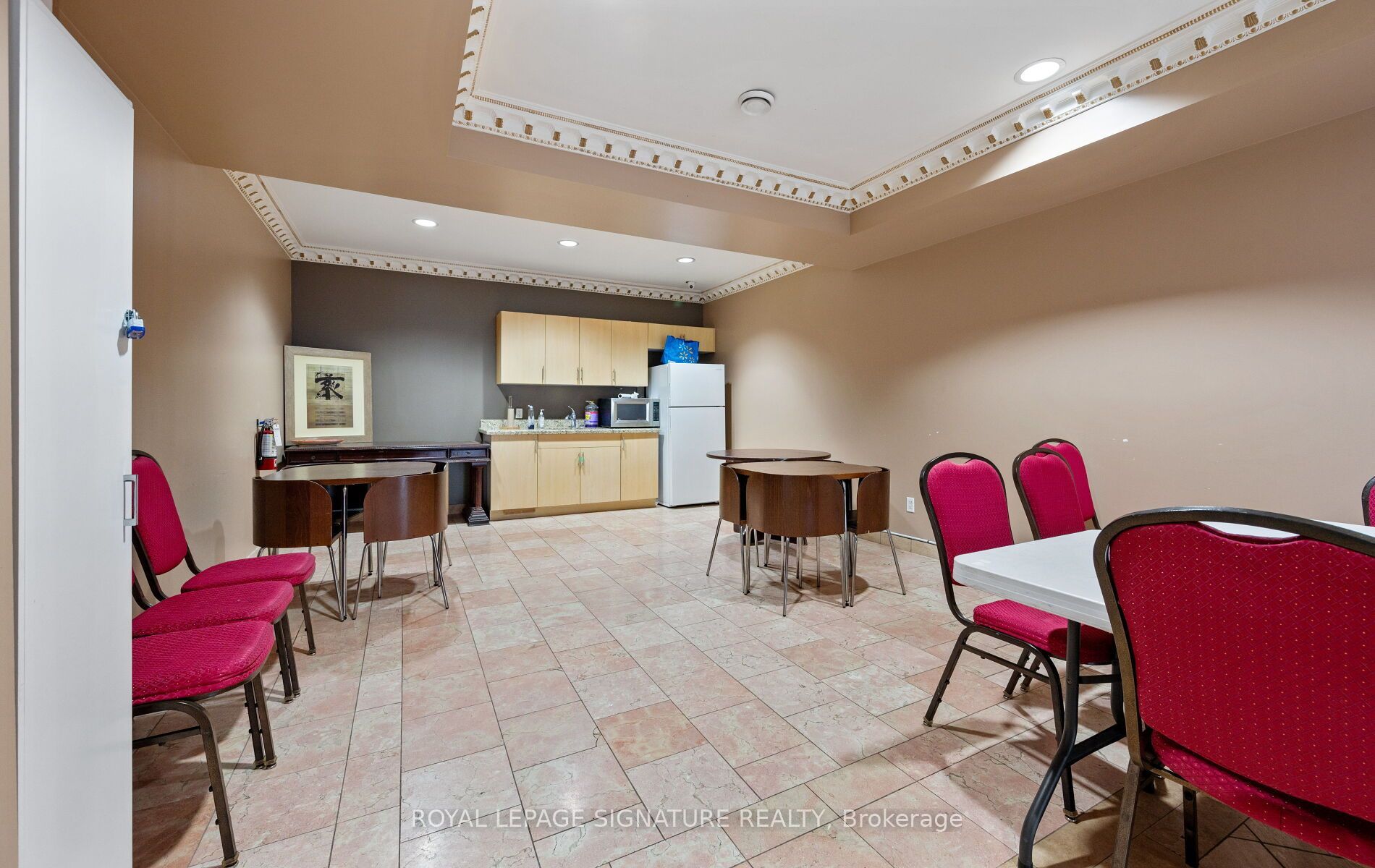 7405 Goreway Drive 104 Property Photo 26