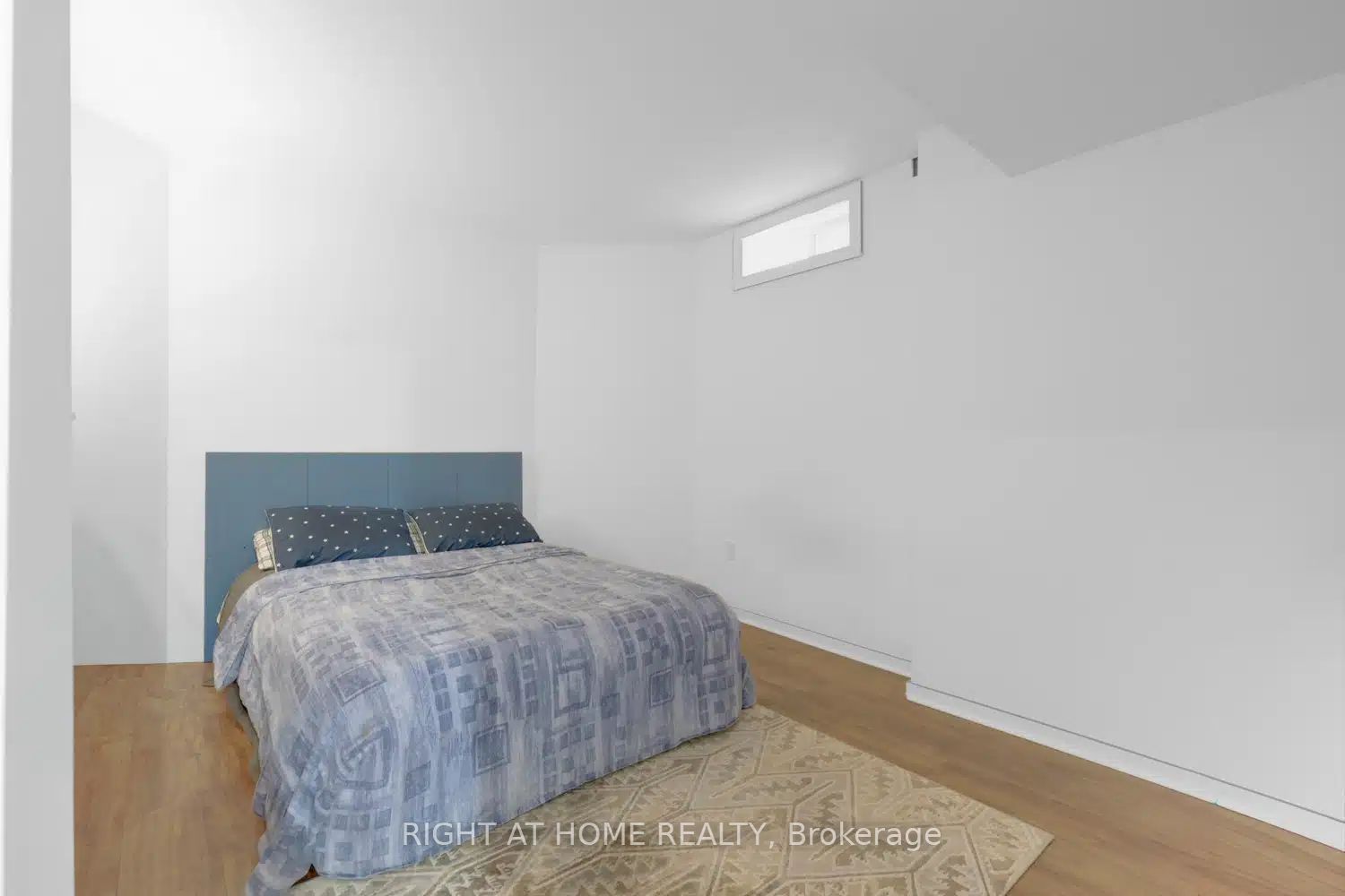 53 Silent Pond Crescent Property Photo 18
