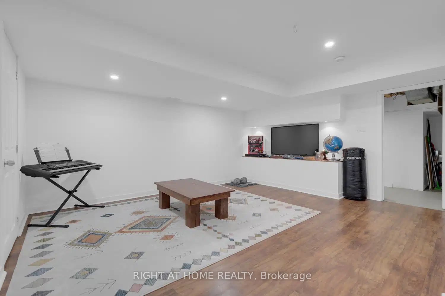 53 Silent Pond Crescent Property Photo 20