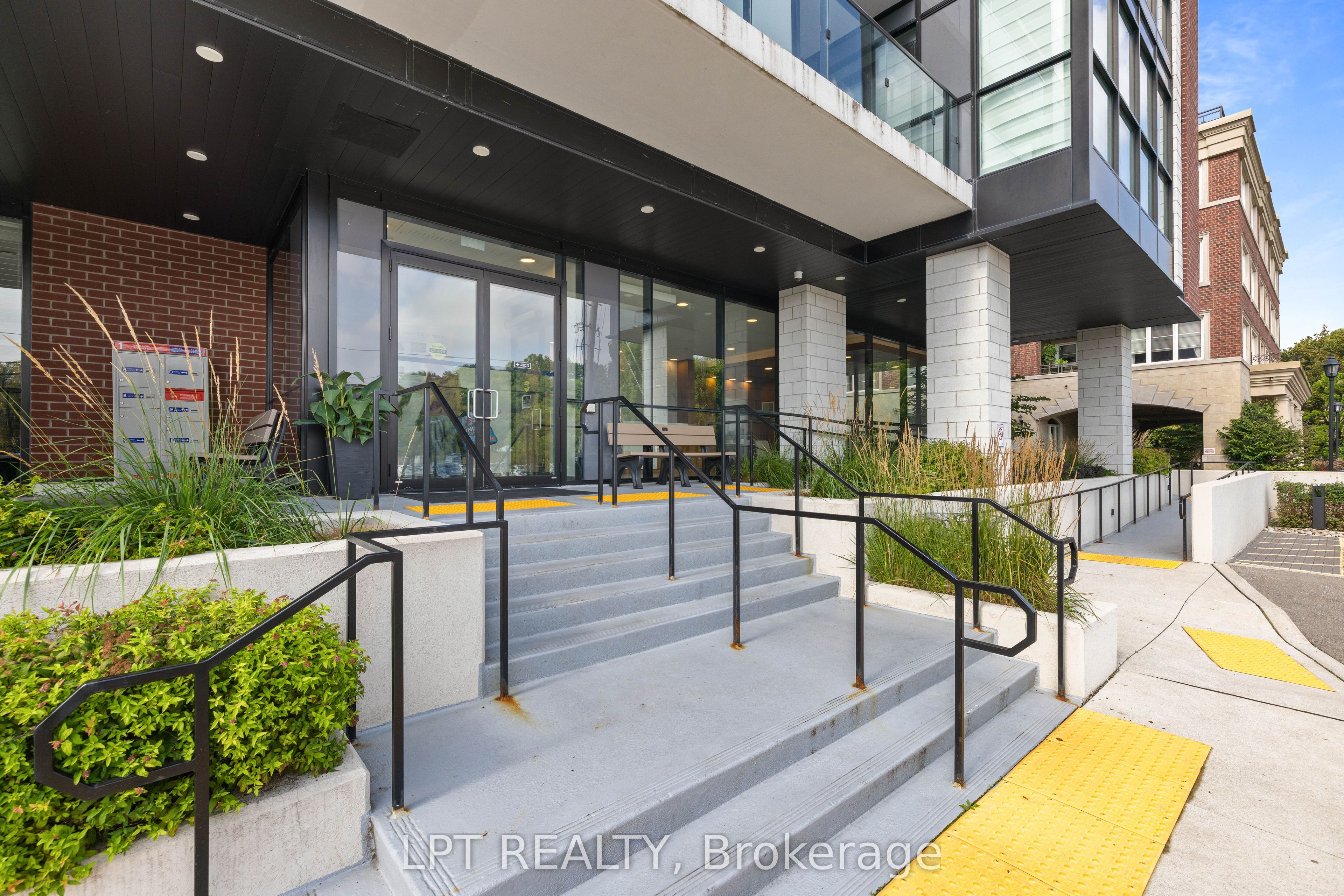 50 Ann Street 303 Property Photo 6