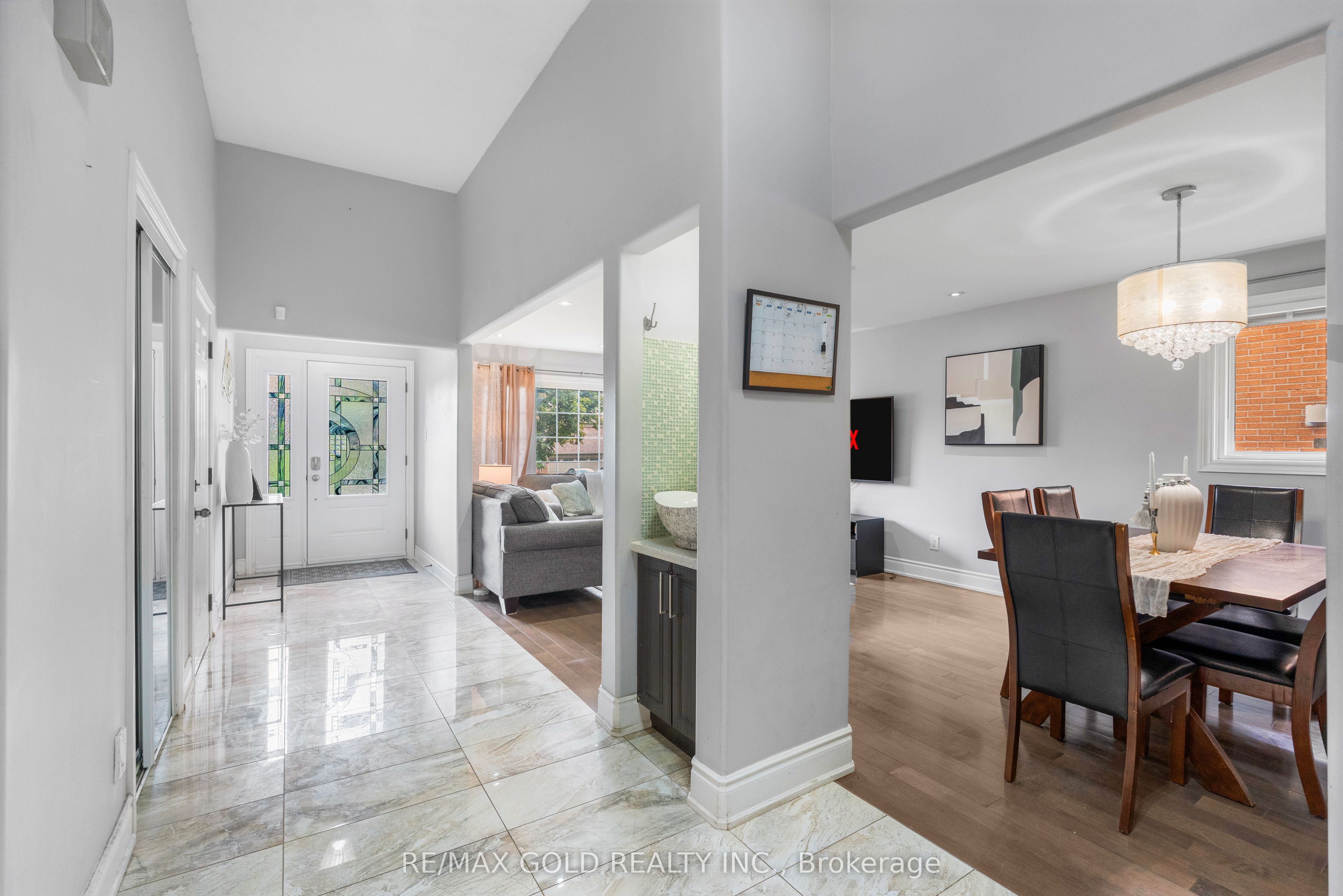 48 Maidstone Crescent Property Photo 11