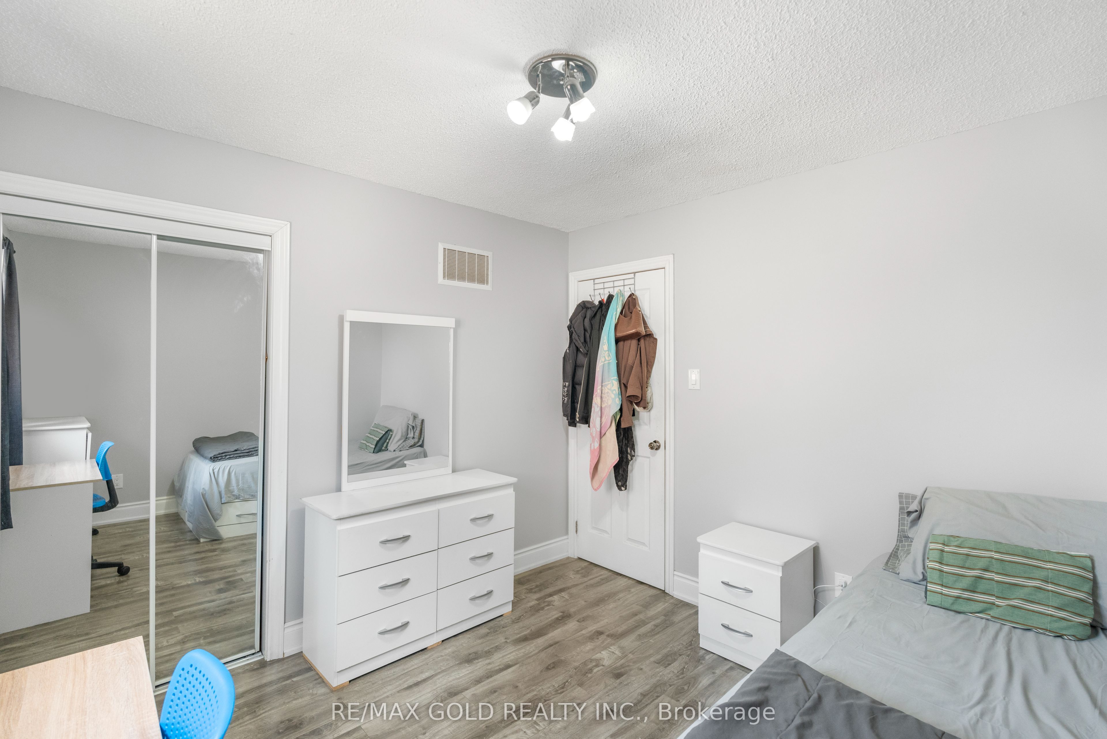 48 Maidstone Crescent Property Photo 23