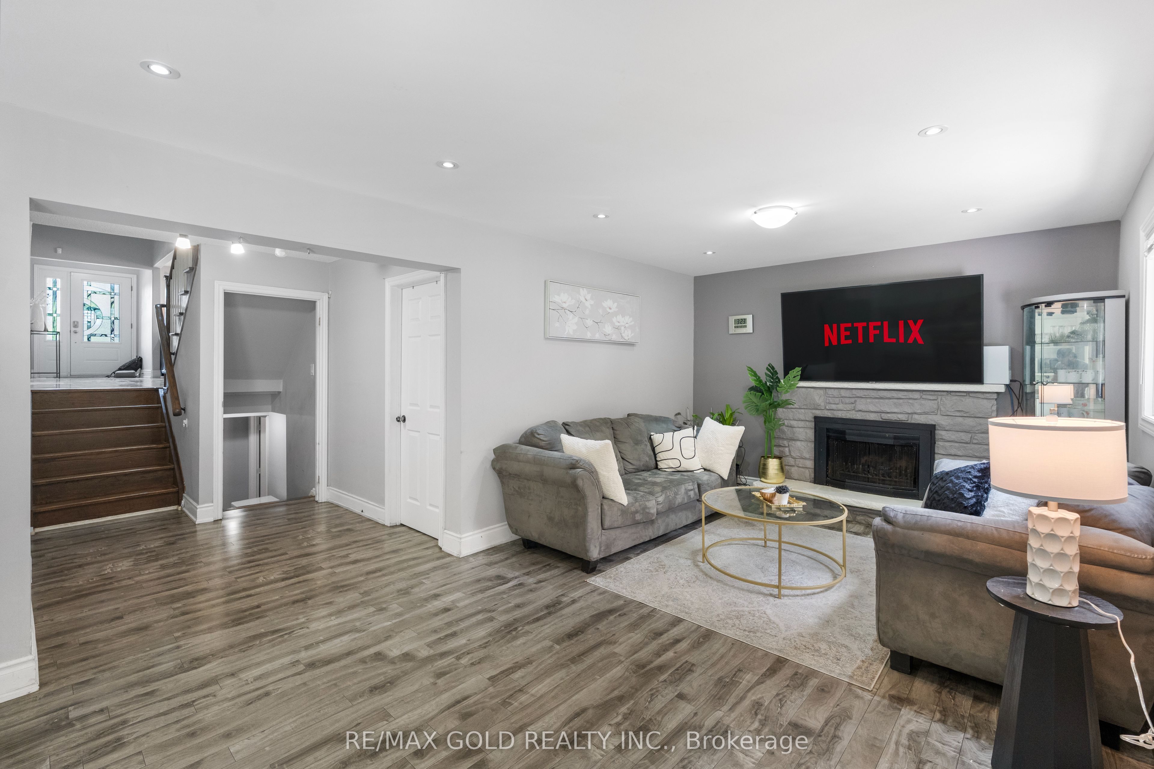 48 Maidstone Crescent Property Photo 27