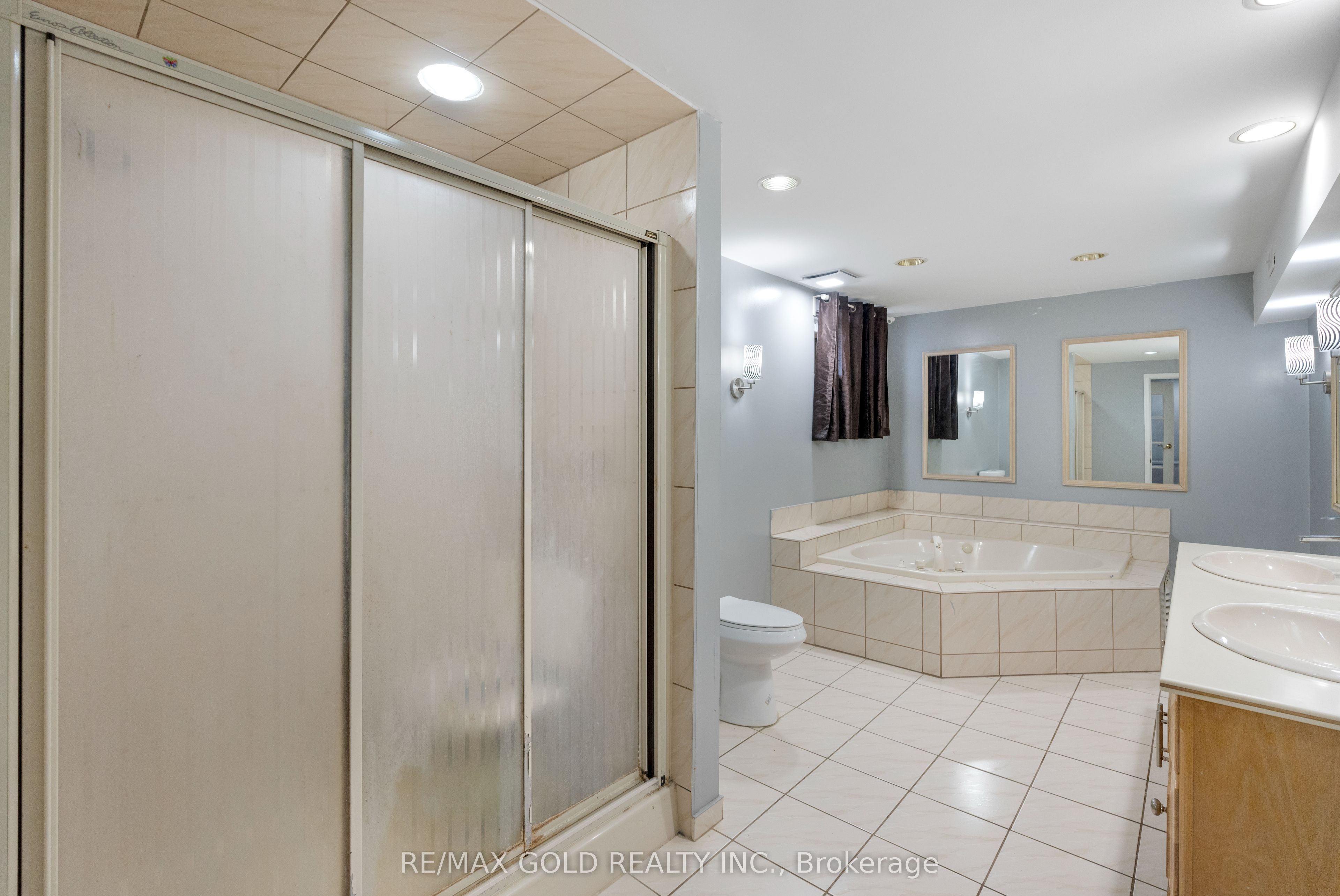 48 Maidstone Crescent Property Photo 37
