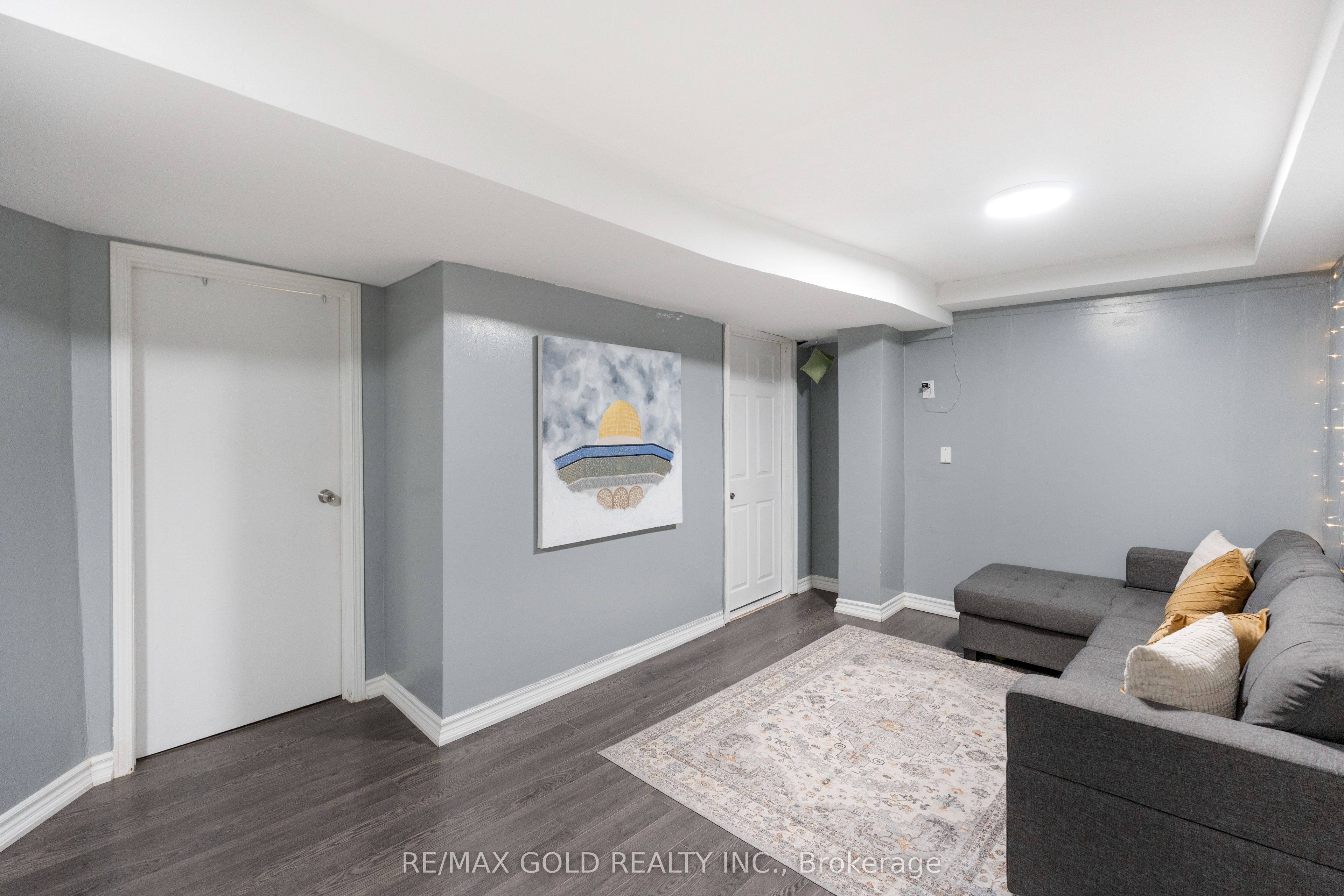 48 Maidstone Crescent Property Photo 43