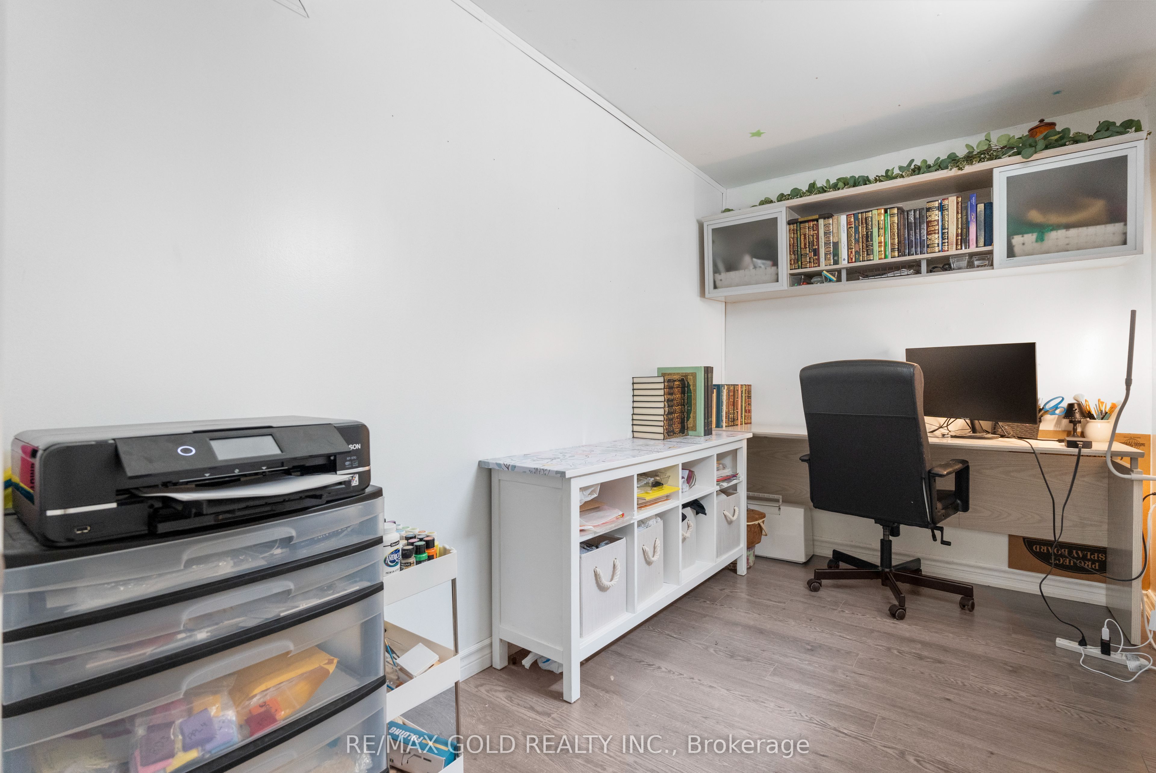 48 Maidstone Crescent Property Photo 44