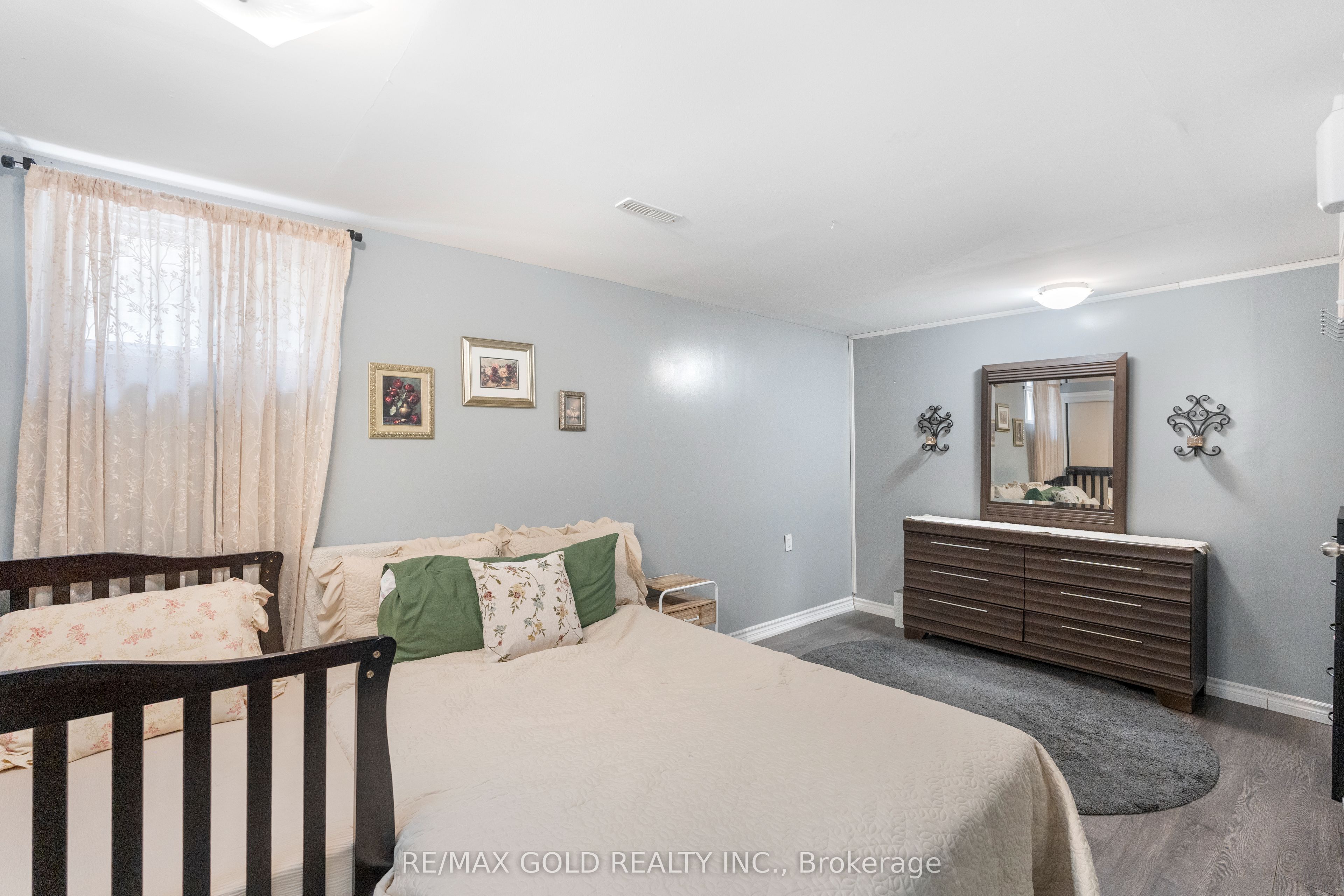 48 Maidstone Crescent Property Photo 46