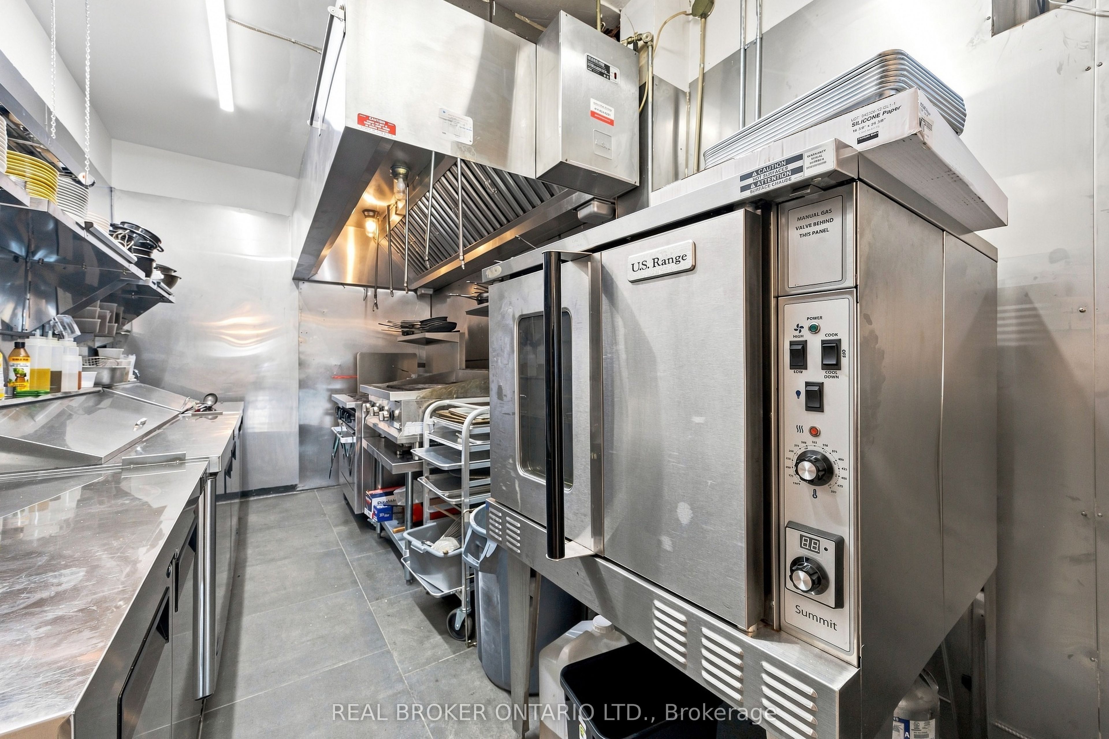 1438a Dufferin Street Property Photo 18