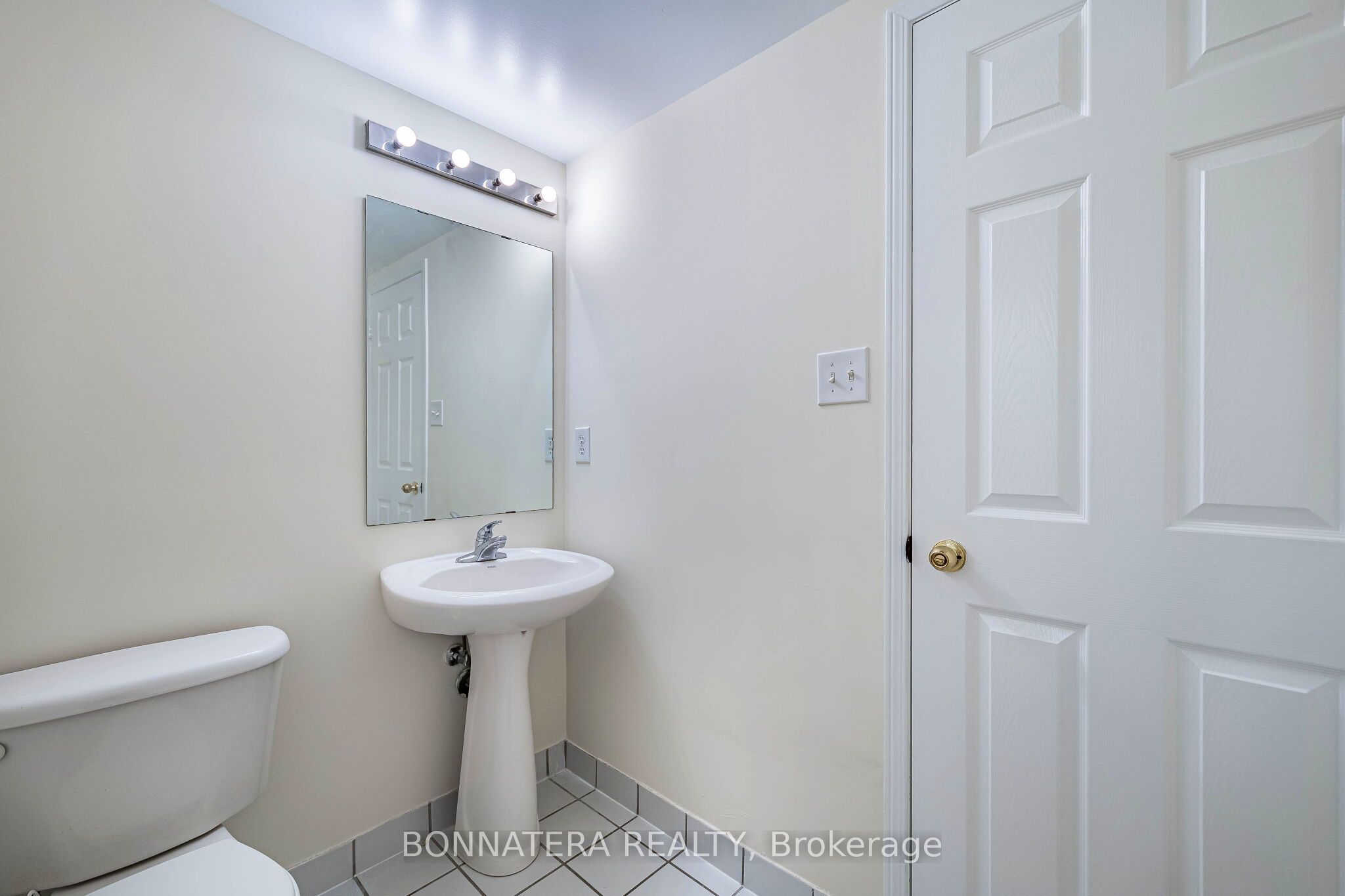 5255 Palmetto Place 59 Property Photo 14