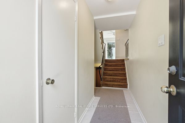 29 Silver Shadow Path Property Photo 7