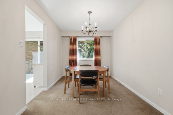 29 Silver Shadow Path Property Photo 19