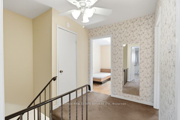 29 Silver Shadow Path Property Photo 24