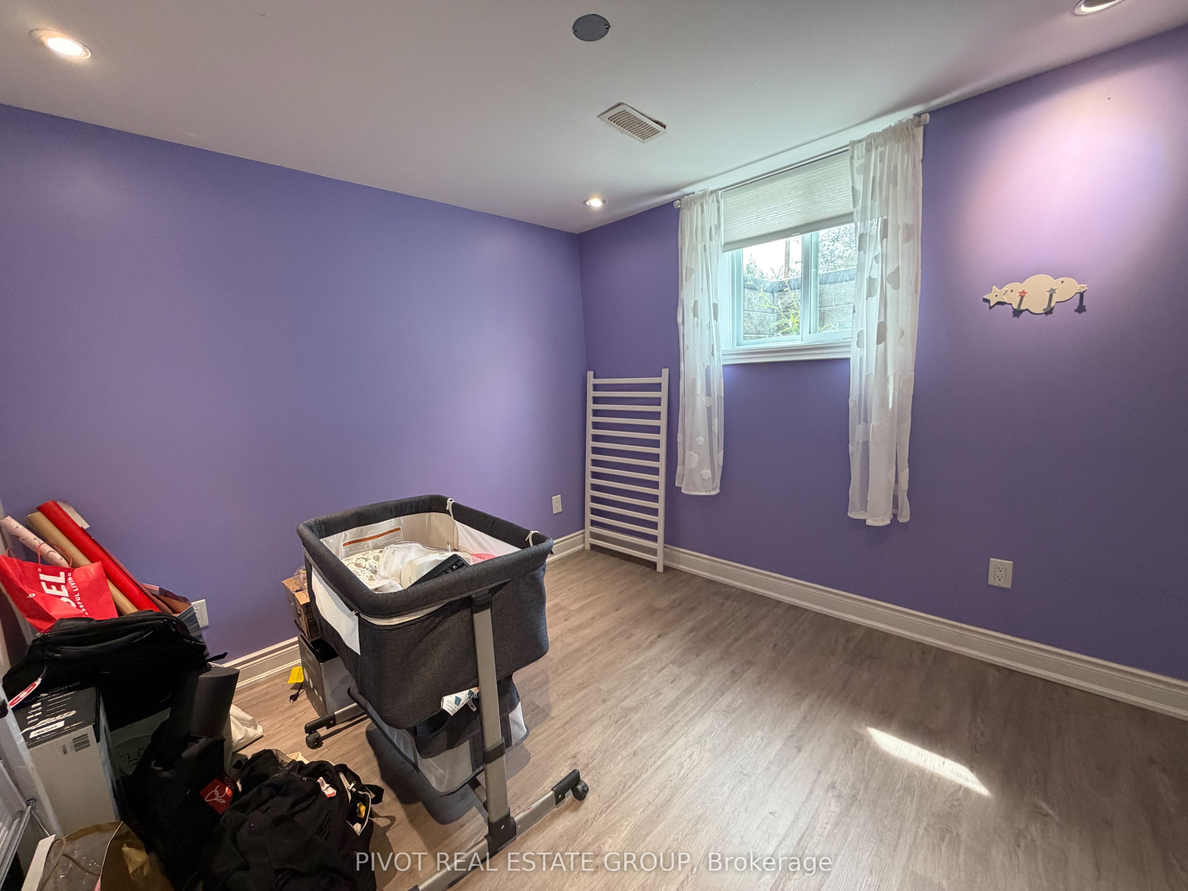 1303 Freeport Drive Property Photo 2