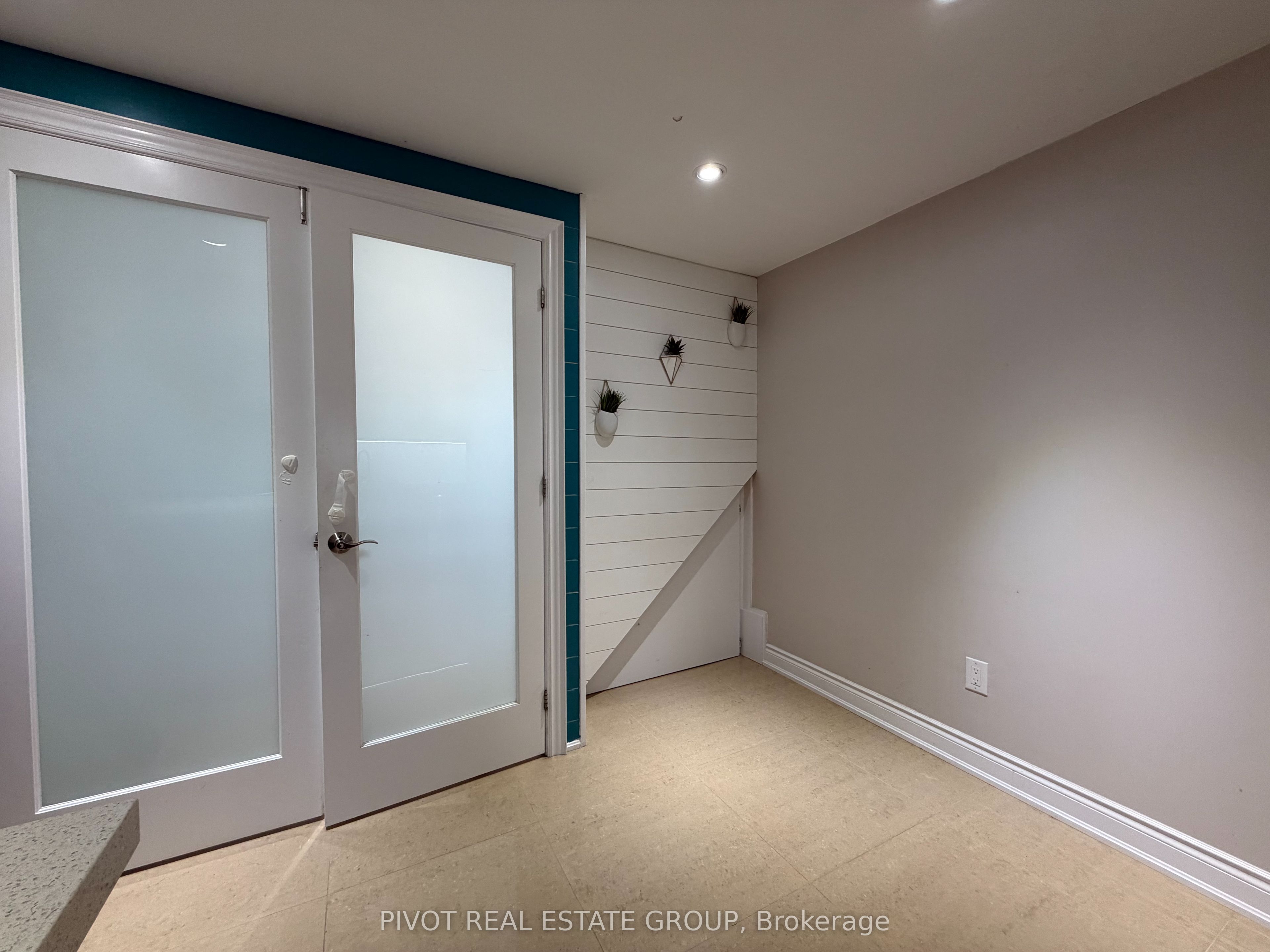 1303 Freeport Drive Property Photo 10