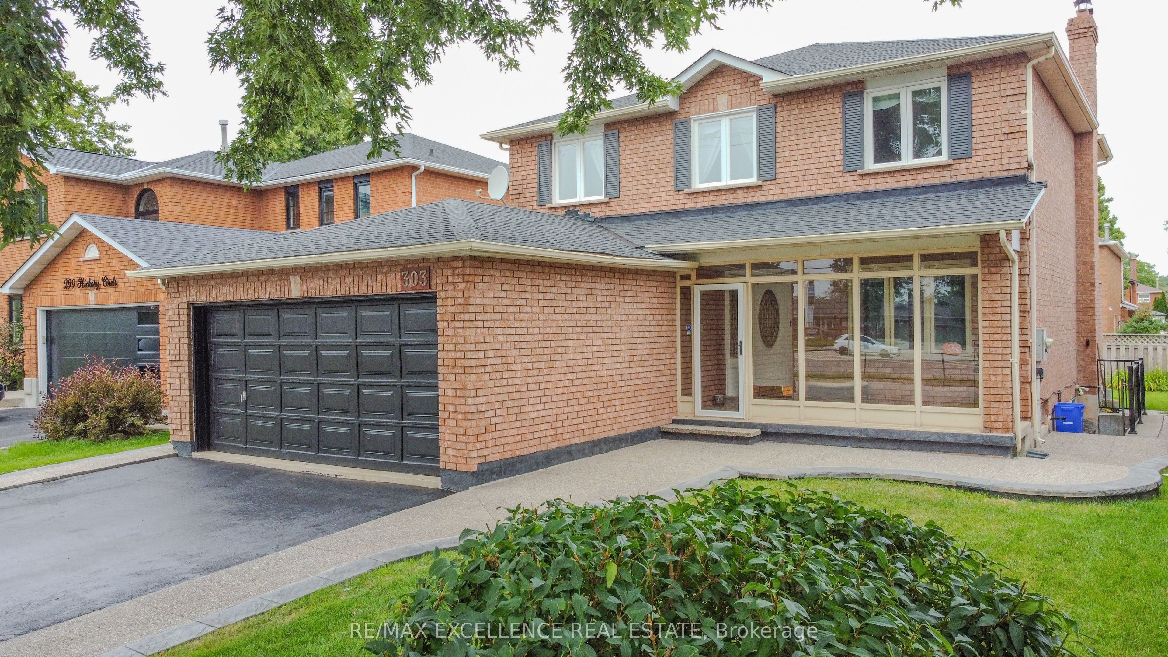 303 Hickory Circle Property Photo 1