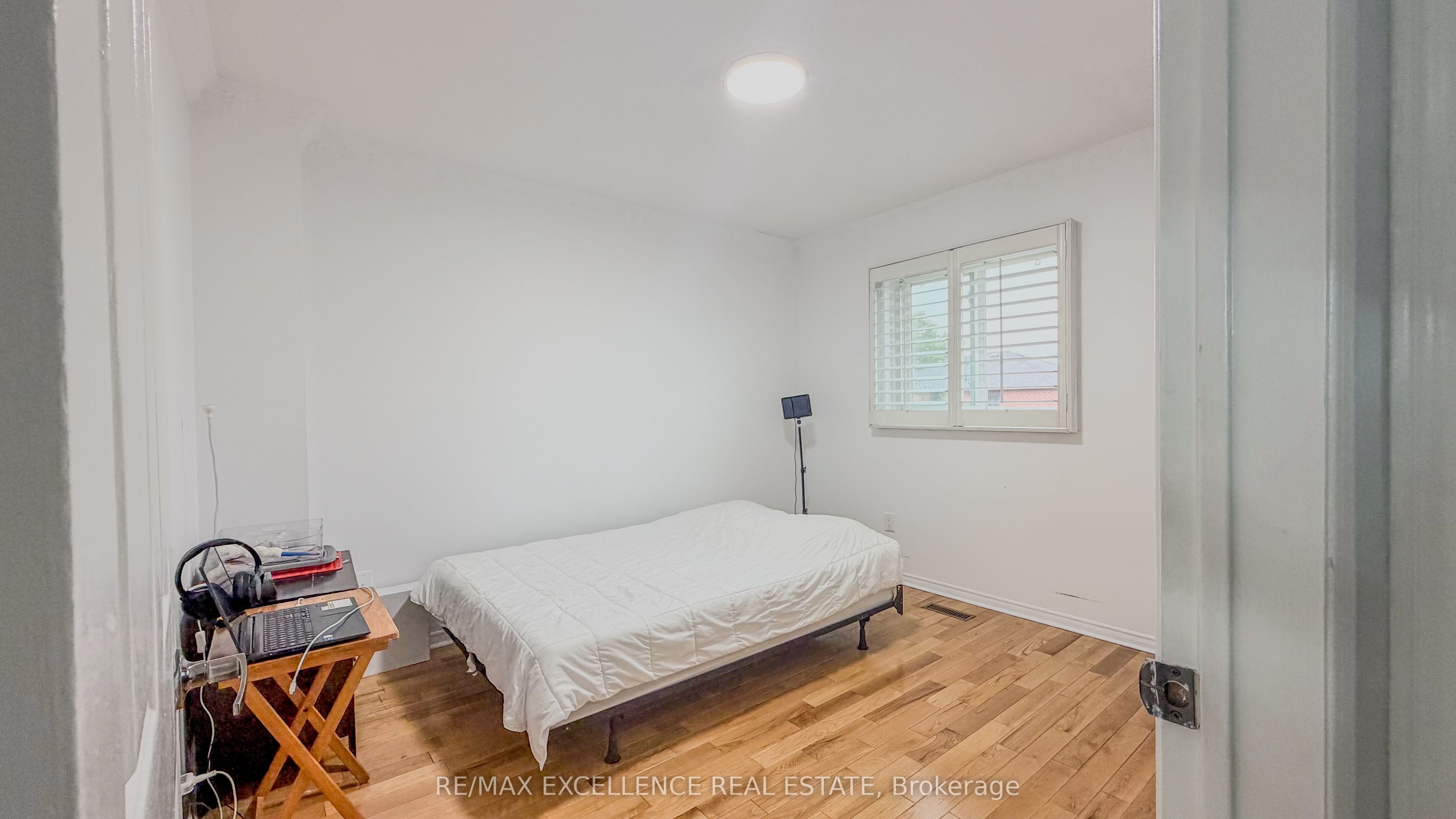 303 Hickory Circle Property Photo 23