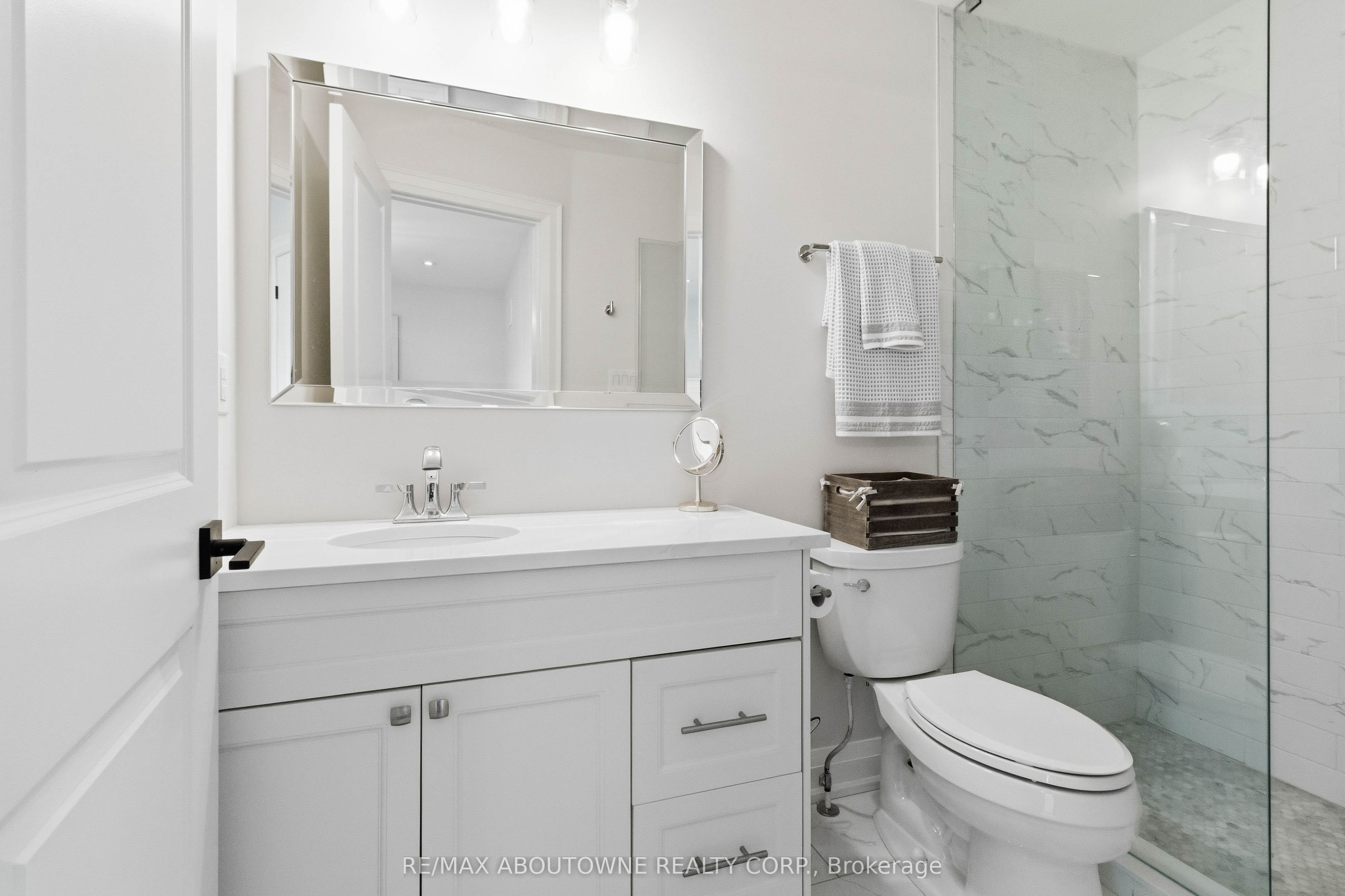 2228 Jillian Lane Property Photo 20