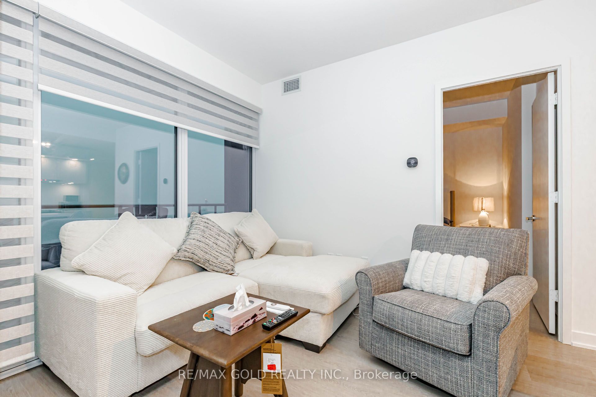 448 Burnhamthorpe Road 4408 Property Photo 27