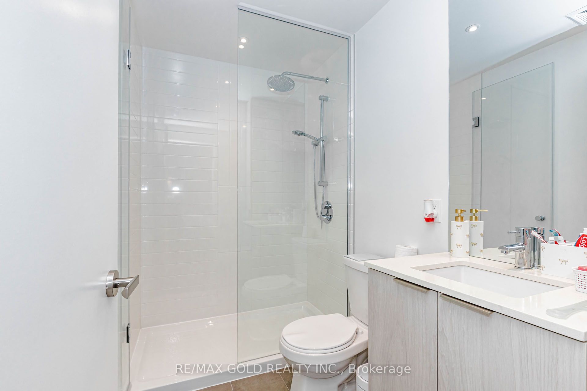 448 Burnhamthorpe Road 4408 Property Photo 32