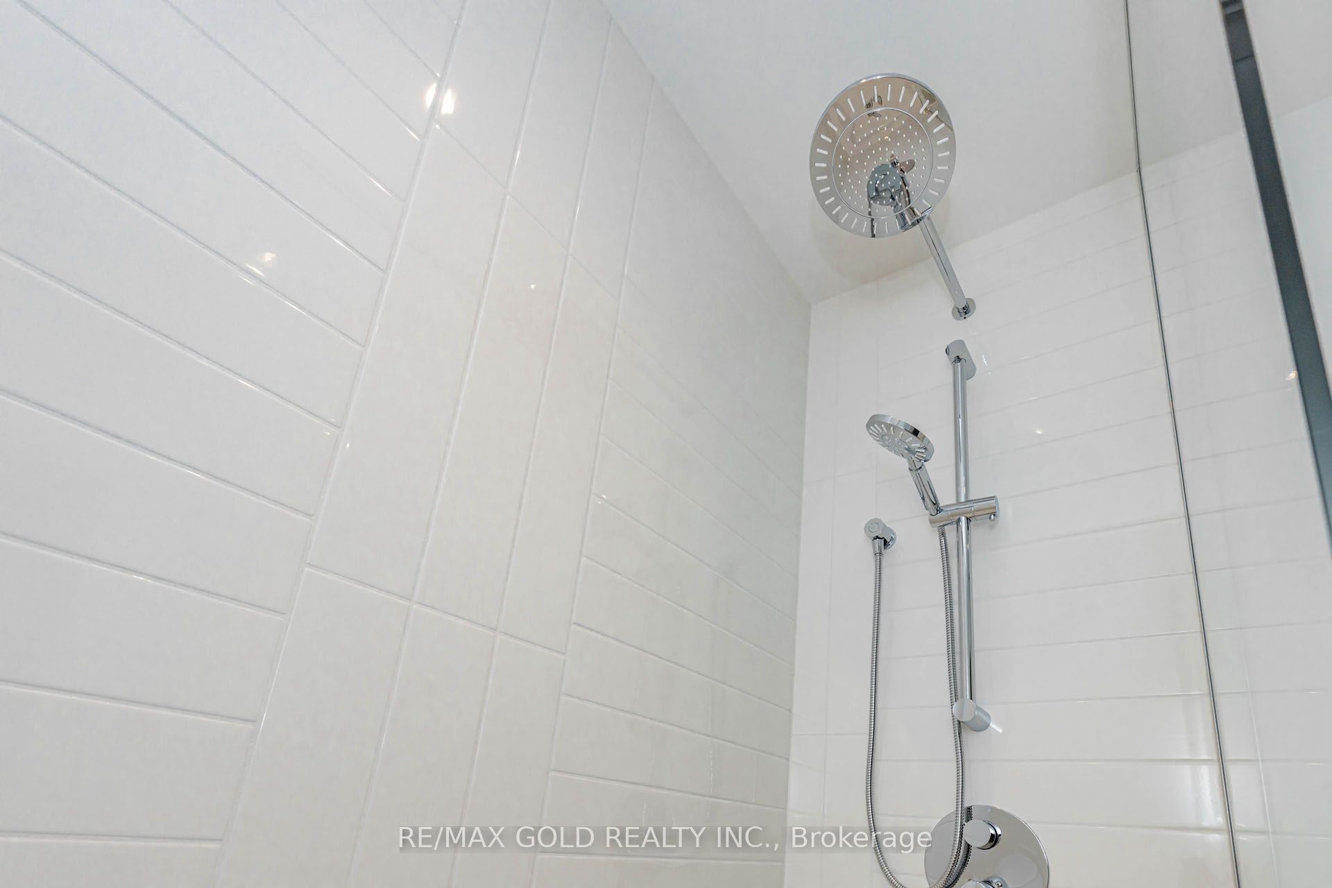 448 Burnhamthorpe Road 4408 Property Photo 33